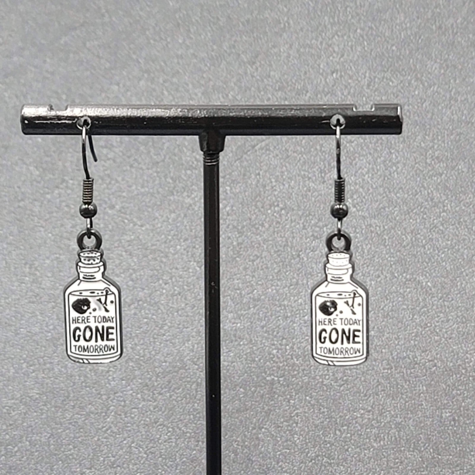 Poison Pierced Earrings Black White Enamel Dangle Here Today Gone Tomorrow 7/8"