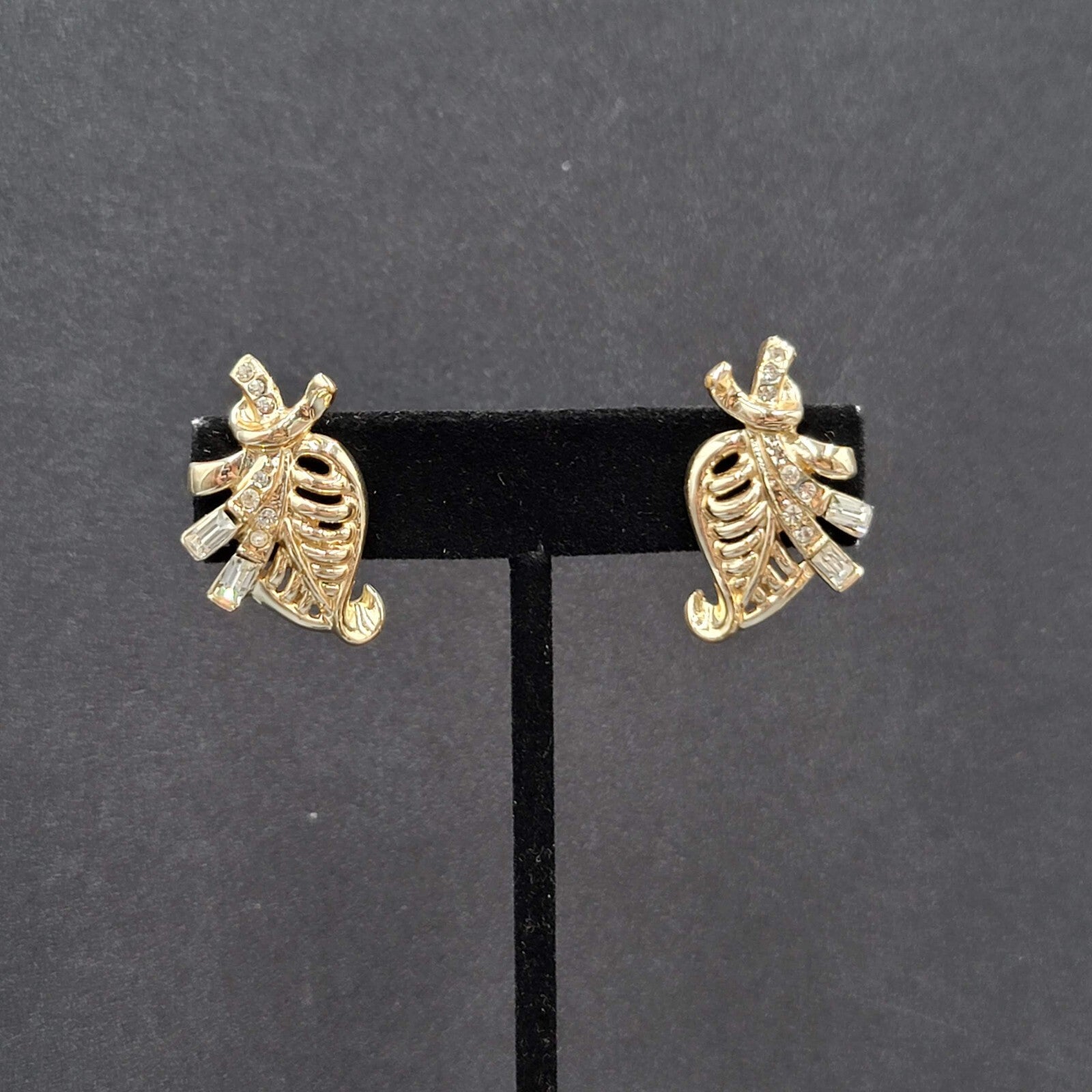 Vintage Clip on Earrings Gold tone Rhinestone Leaf Design Drop Screw Back 1.25"
