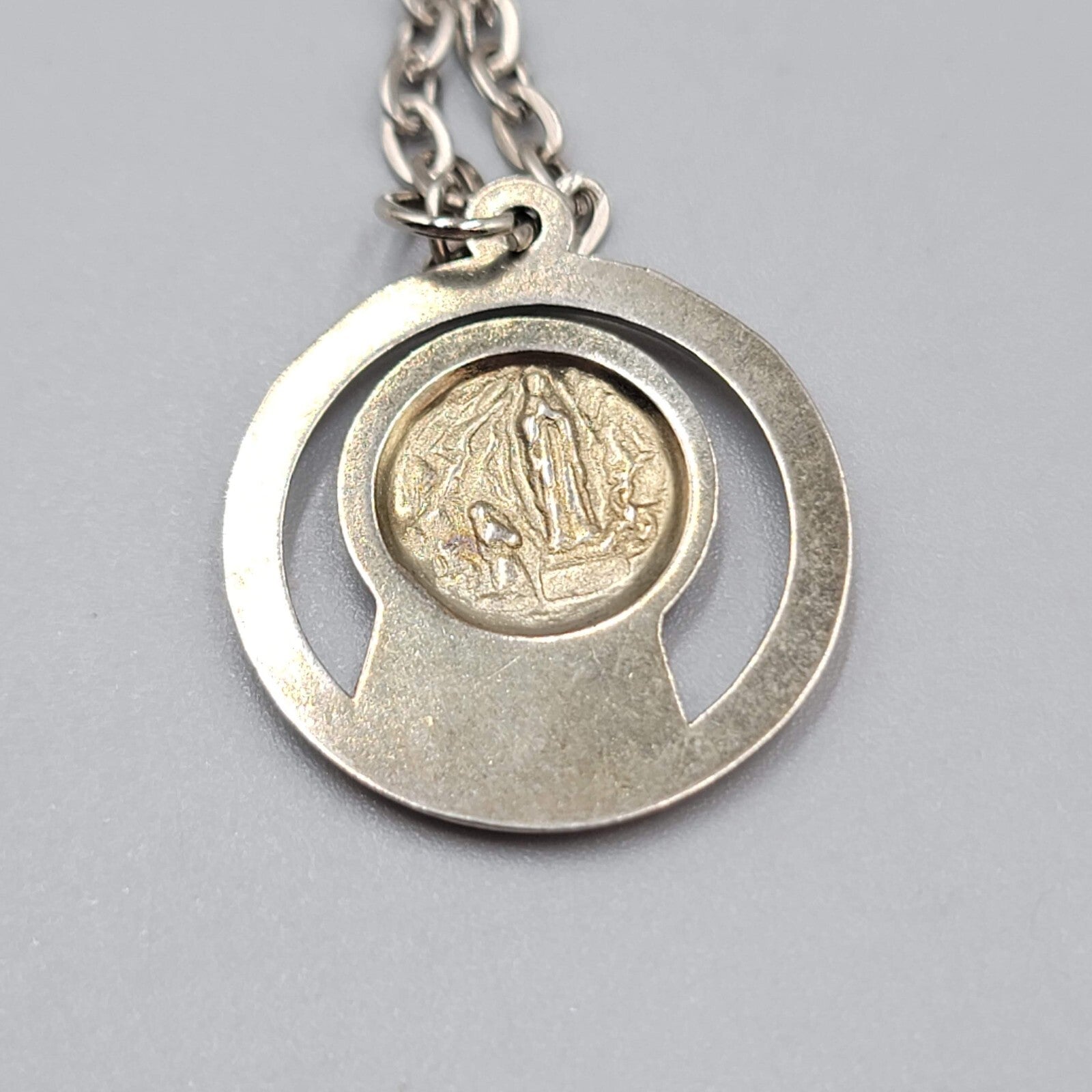 Vintage Our Lady Lourdes Blessed Virgin Mary Catholic Pendant Silver tone 16"