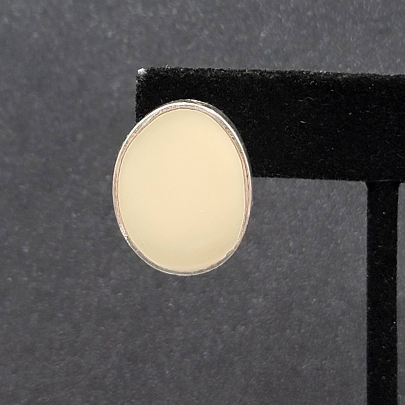 Pierced Earrings Silver tone Ivory White Enamel Oval Drop 7/8"