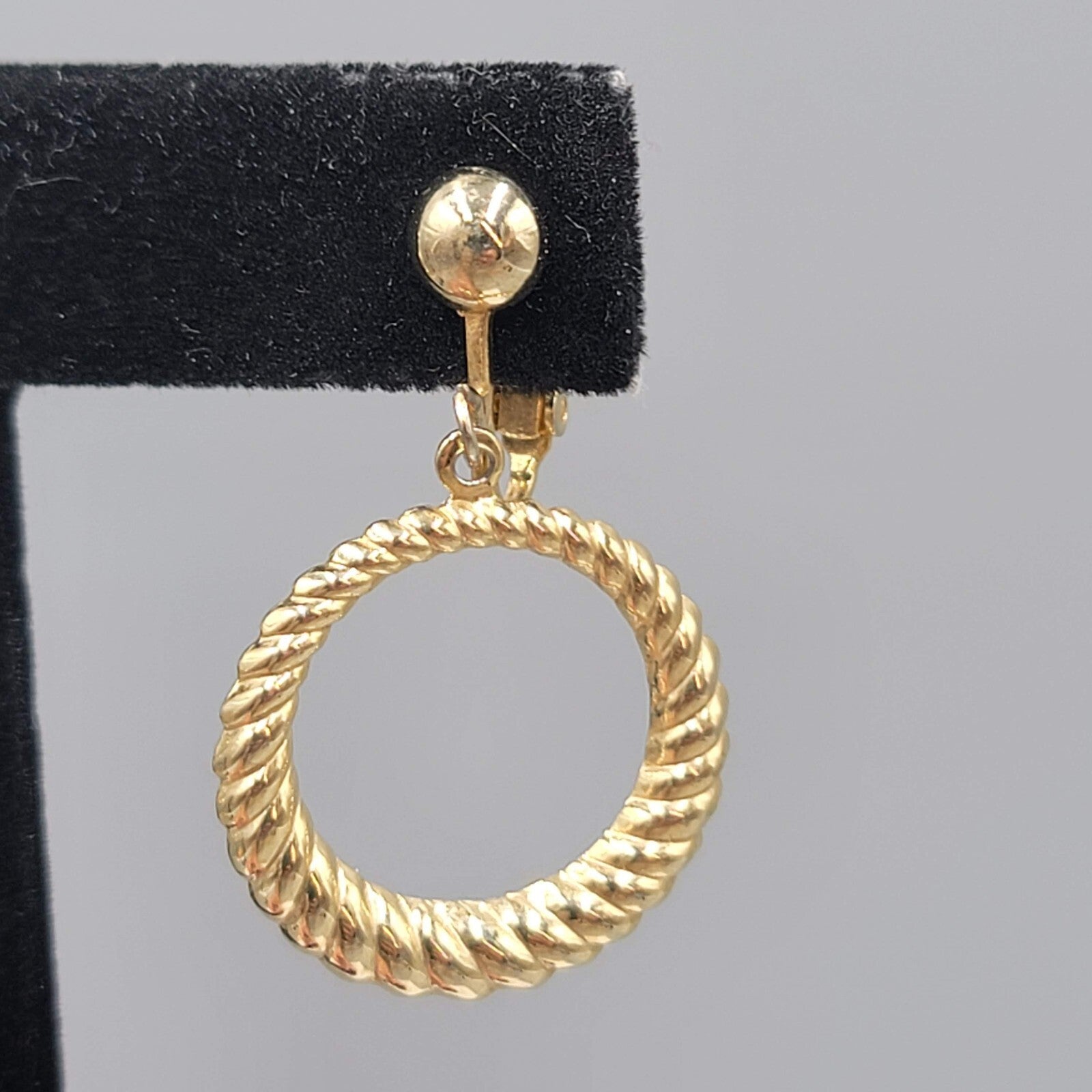 Vintage Gold toen Dangle Clip on Earrings Twist Open Circle Lightweight 1"