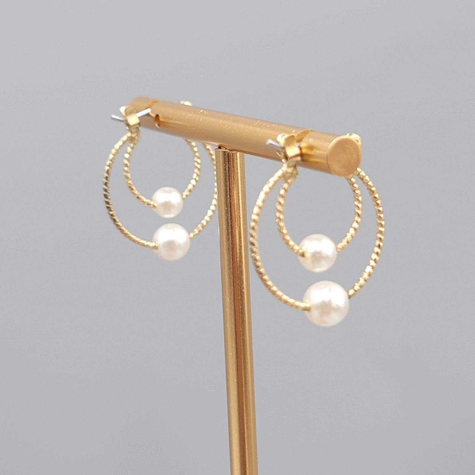 Double Hoops Pierced Earrings Gold tone Faux Pearl Bead 1"