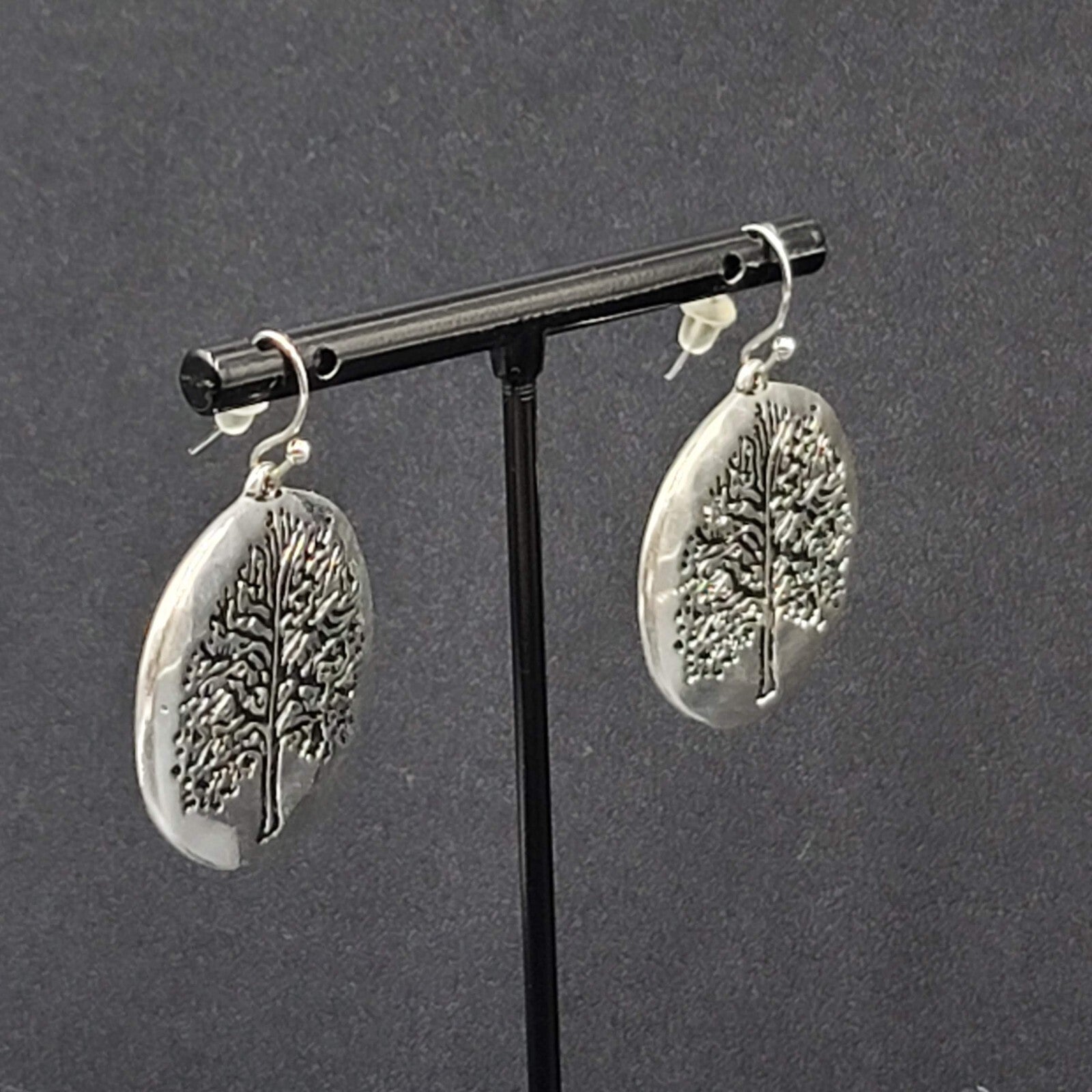 Pierced Earrings Silver tone Embossed Tree Round Dangle 1 1/8"
