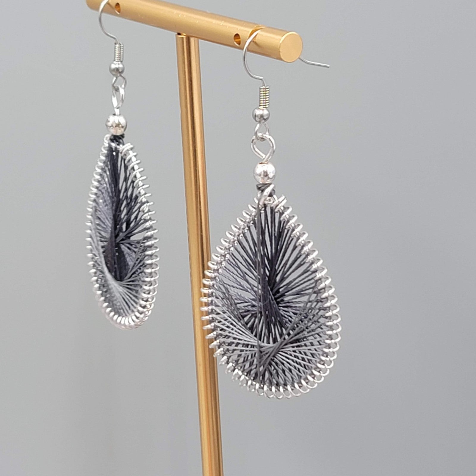 Teardrop gray String Art Pierced Earrings Silver tone Dangle 1 7/8"
