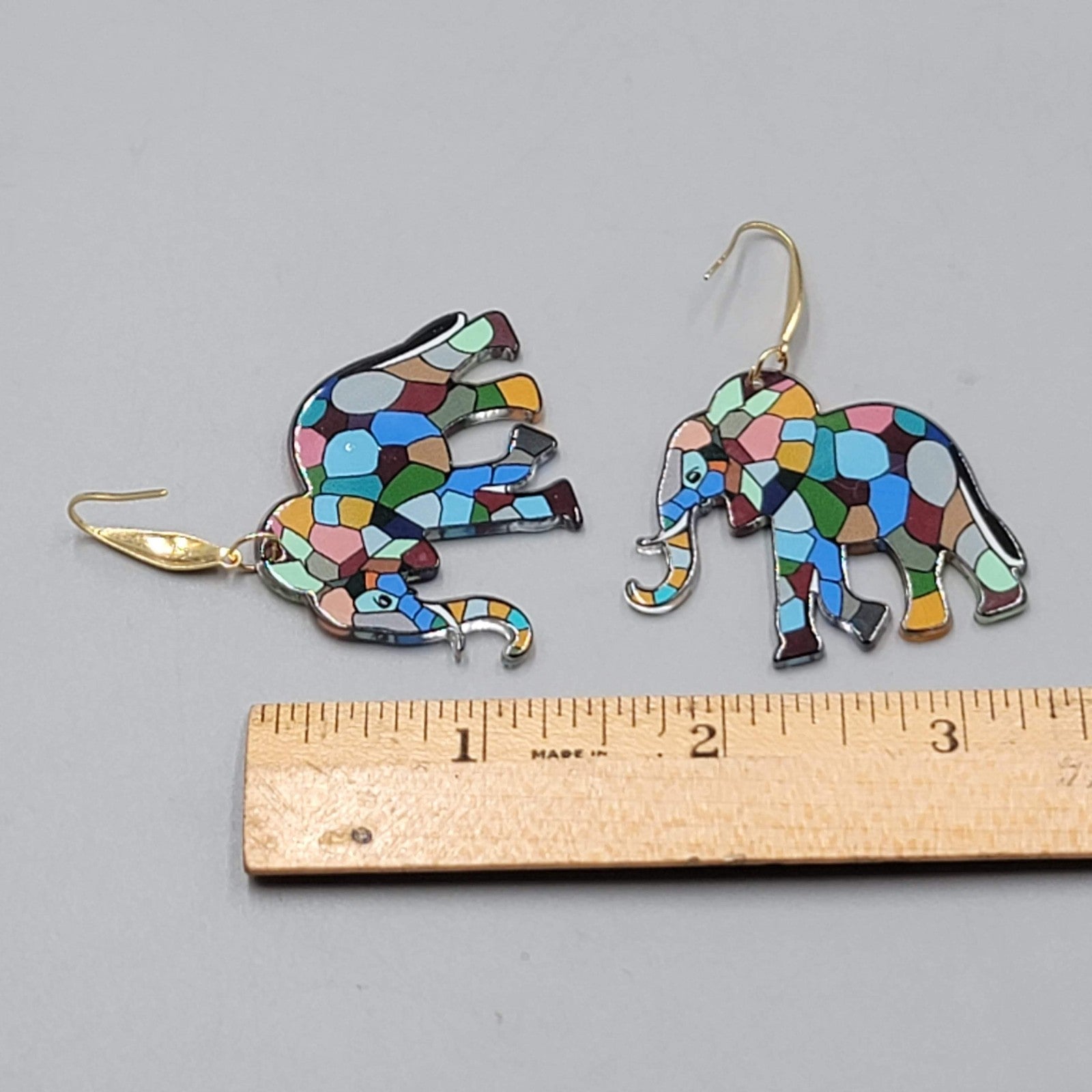 Multicolor Mosiac Elephant Pierced Earrings Acrylic Dangle Gold tone Hook 1 3/8"