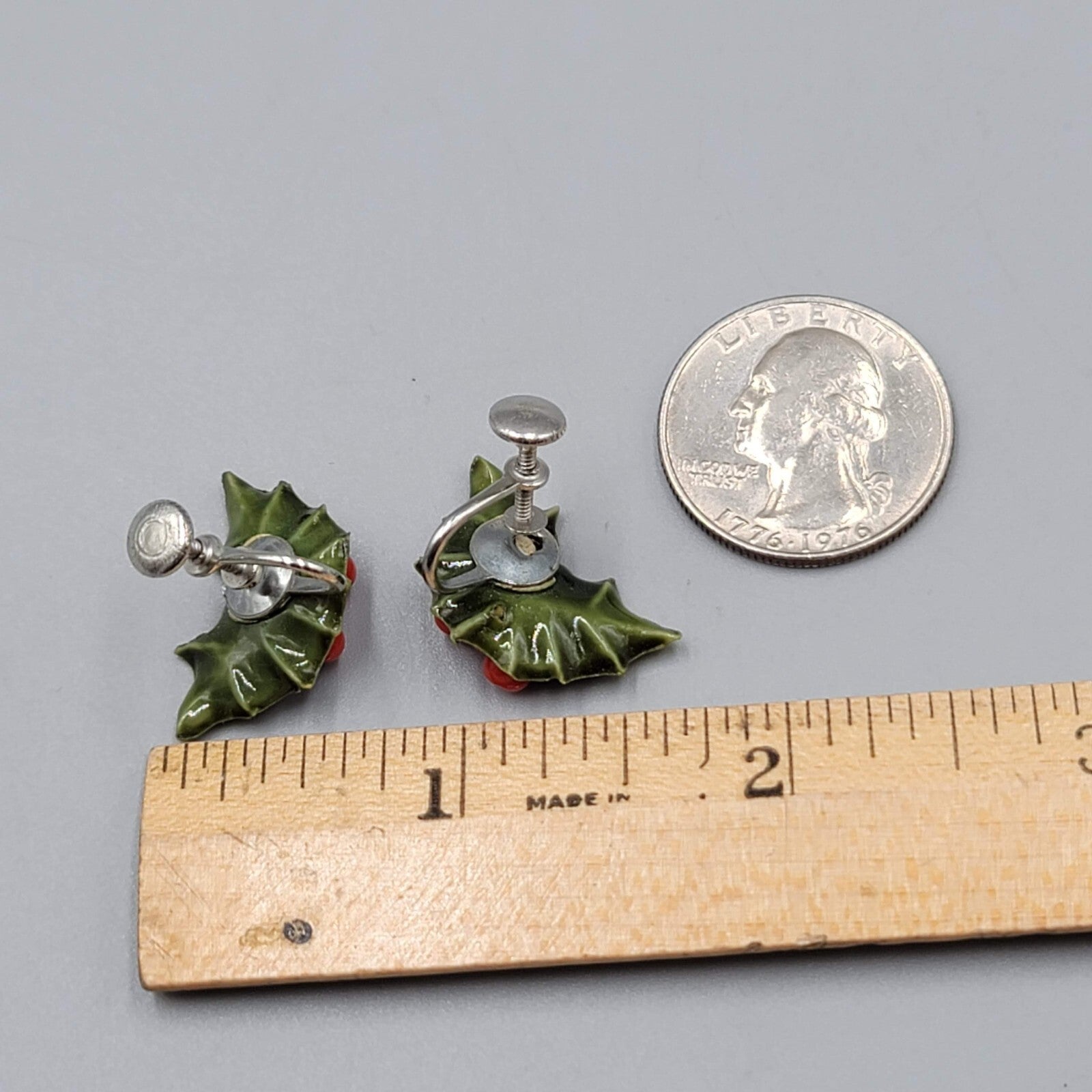 Vintage Mistletoe Clip on Earrings Leaves Berries Screw Back 1/2"