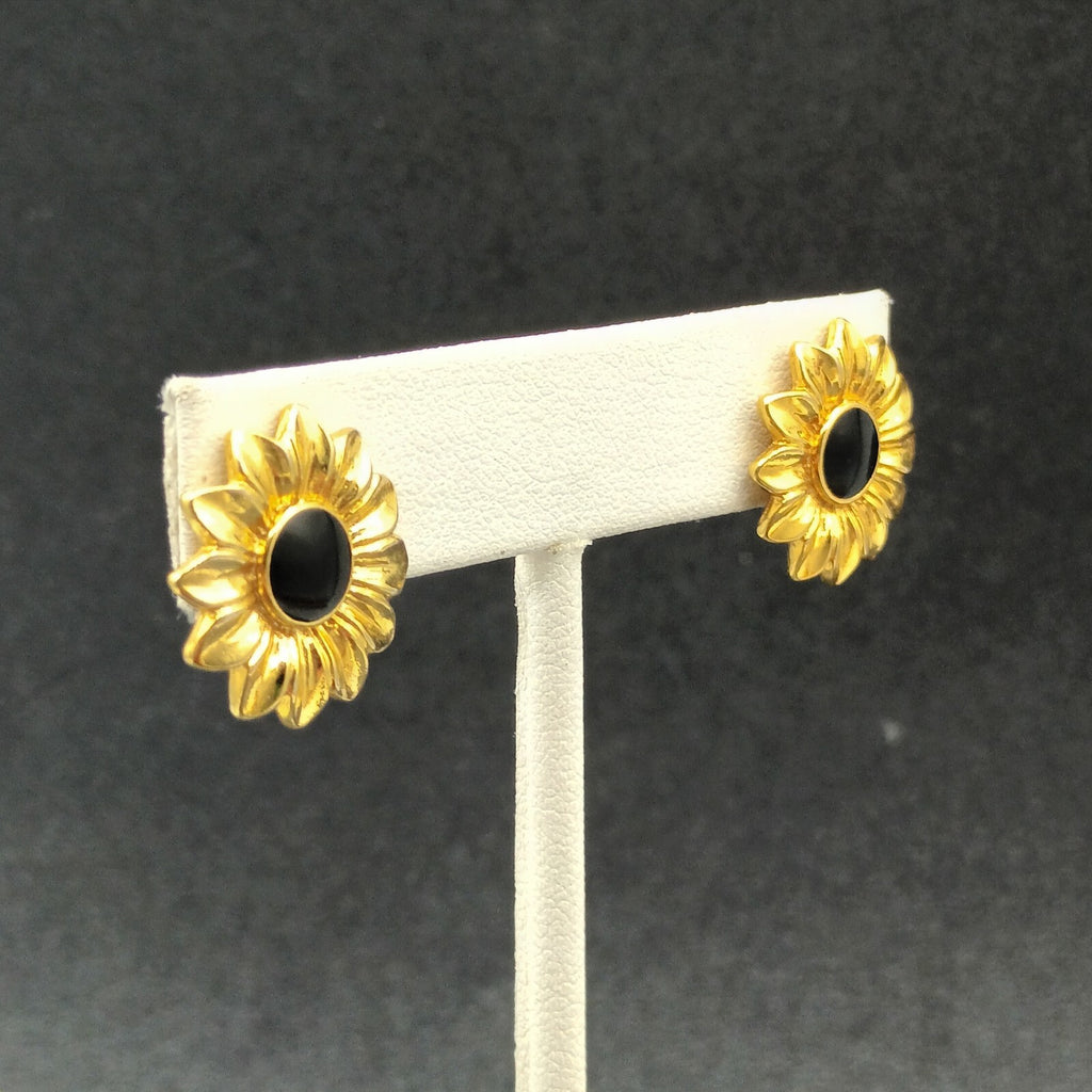 Pierced Earrings Gold tone Black Enamel Flower Studs  3/4"