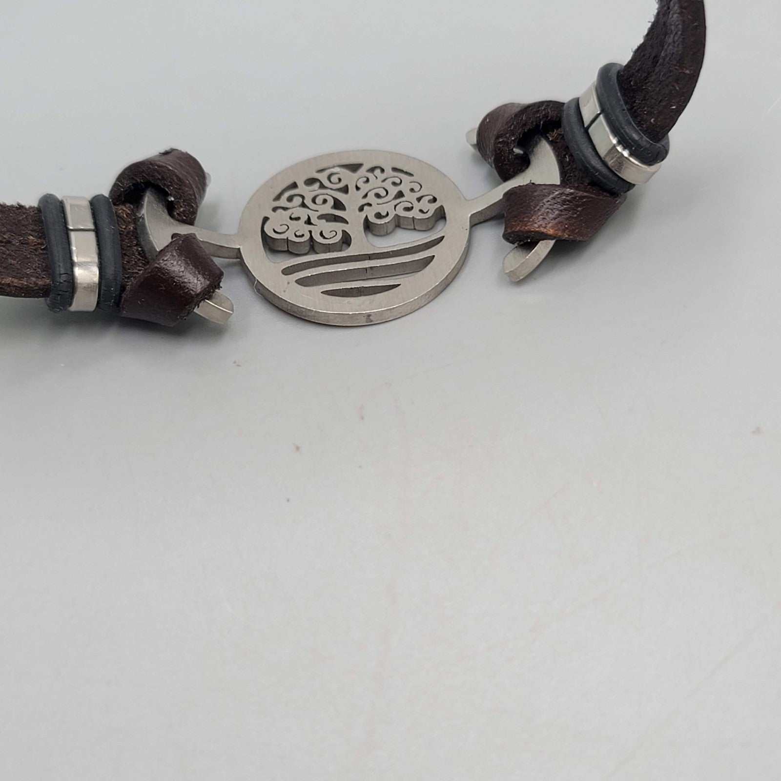 Tree Medallion Stainless Steel Bracelet Brown Leather Unisex 7"