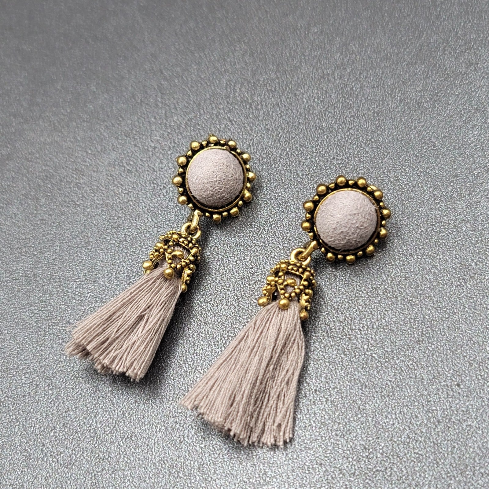 Boho Pierced Earrings Antiqued Gold tone Gray String Tassel 2"