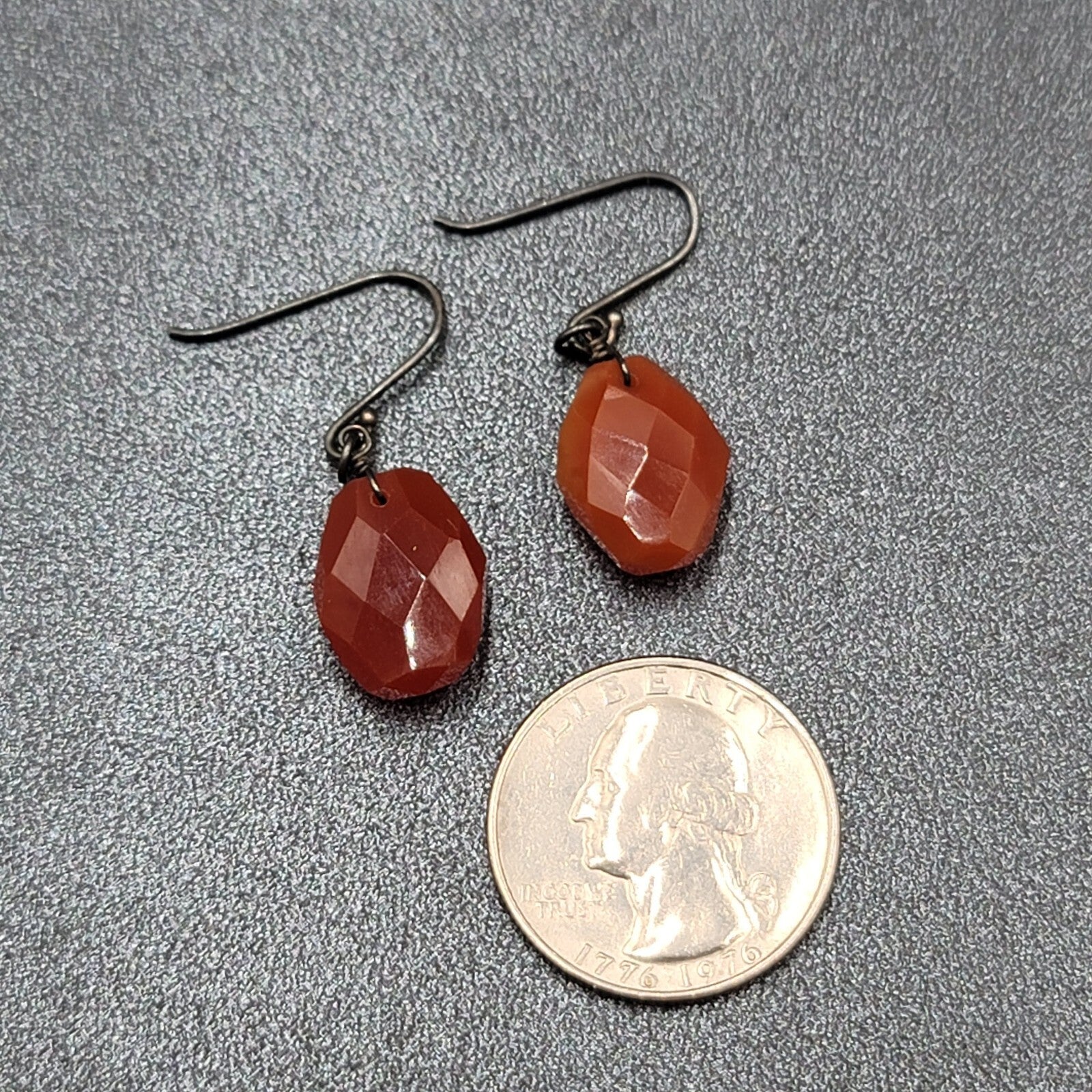 Pierced Earrings Carnelian Faceted Stone Bead Black Metal Dangle 5/8"