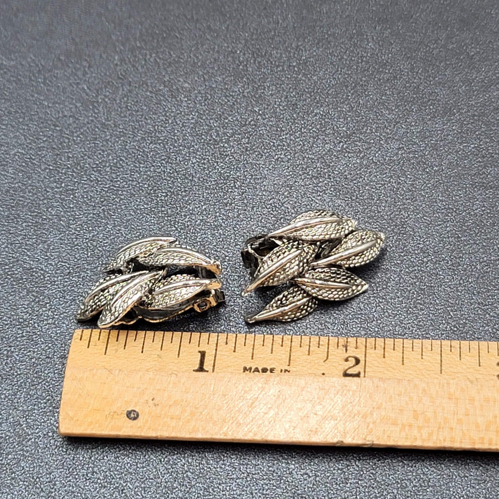 Vintage Clip on Earrings Silver tone 1 1/8" Textured Drop Leaves
