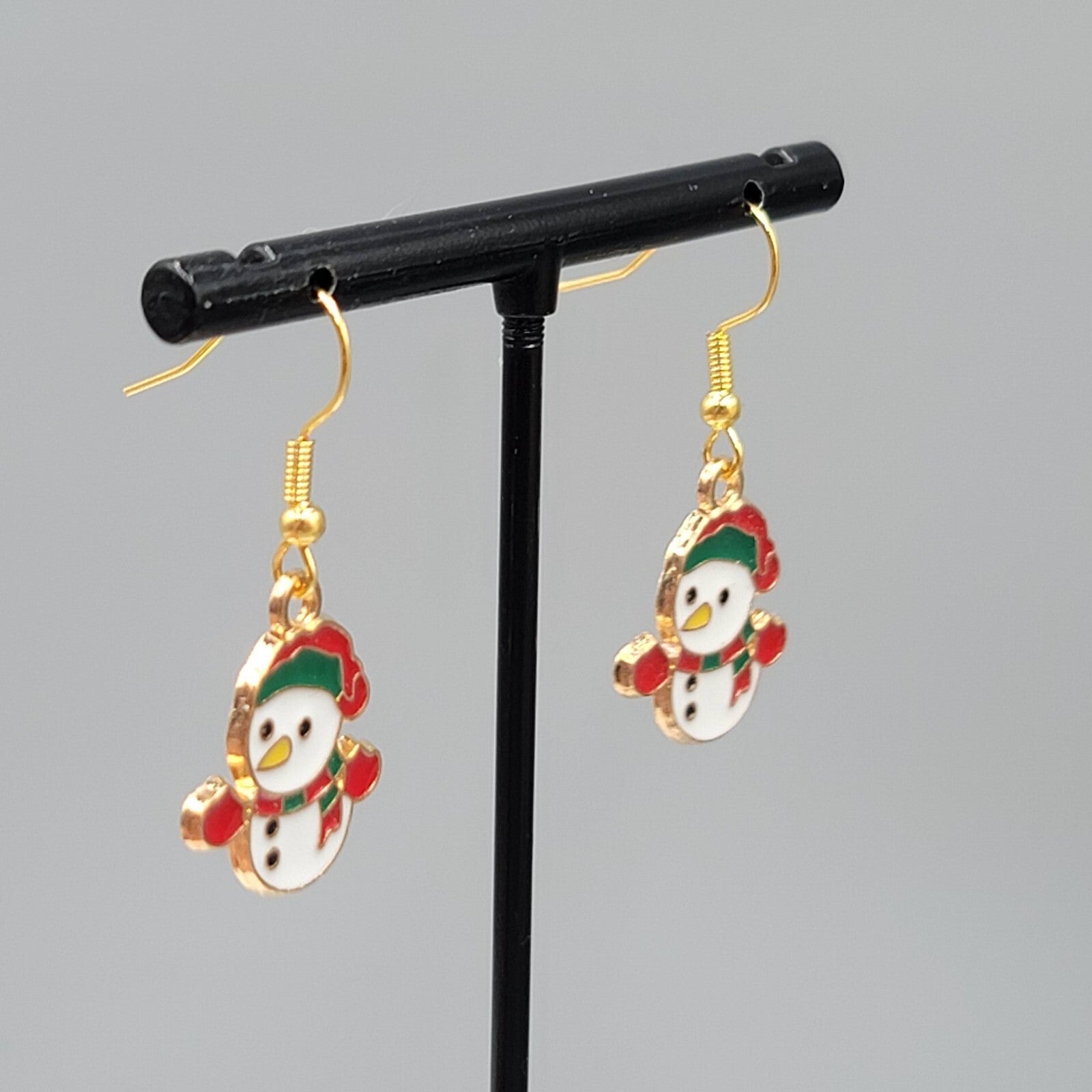 Snowman Pierced Earrings Christmas Holiday Enamel Dangle Gold tone 3/4" New