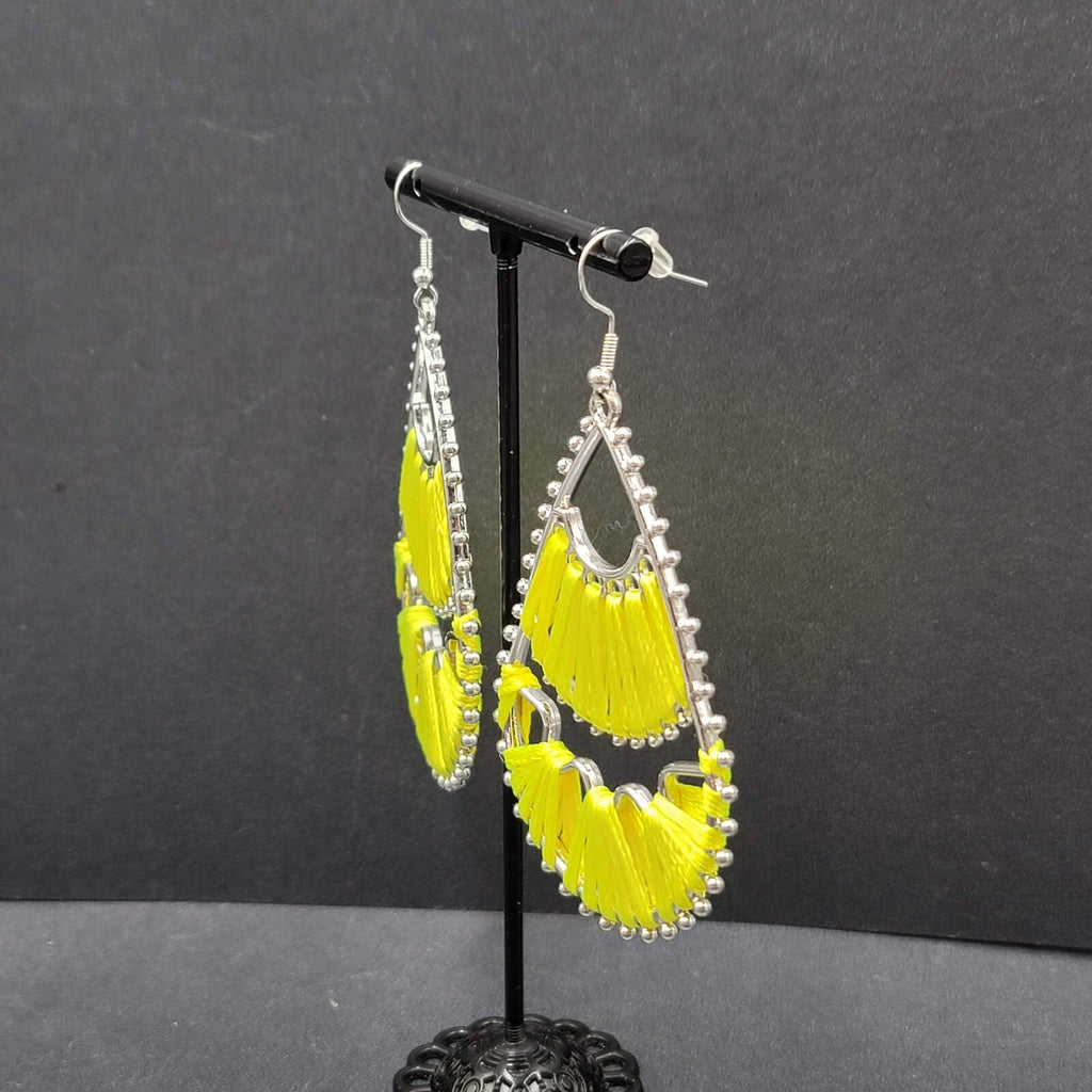 Pierced Earrings Silver tone Teardrop Yellow String Art Dangle 2.5"