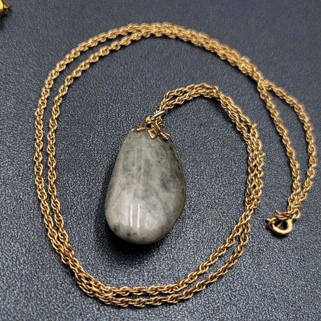Vintage Stone Pendant Necklaces Lot of 2 Gold tone Chains 24 in