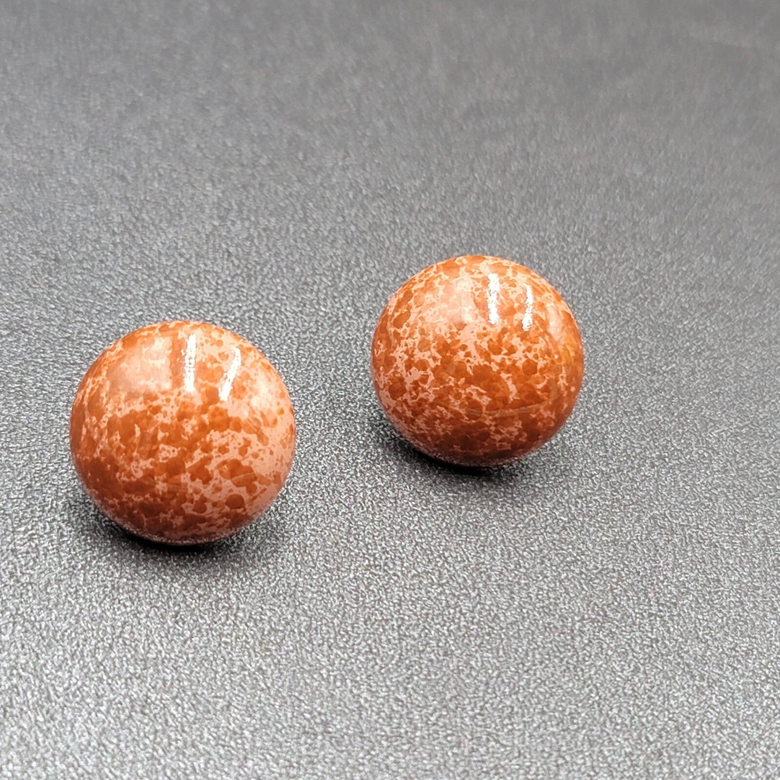 Vintage Pierced Earrings Bron Enamel Speckled Dome Studs 3/4"