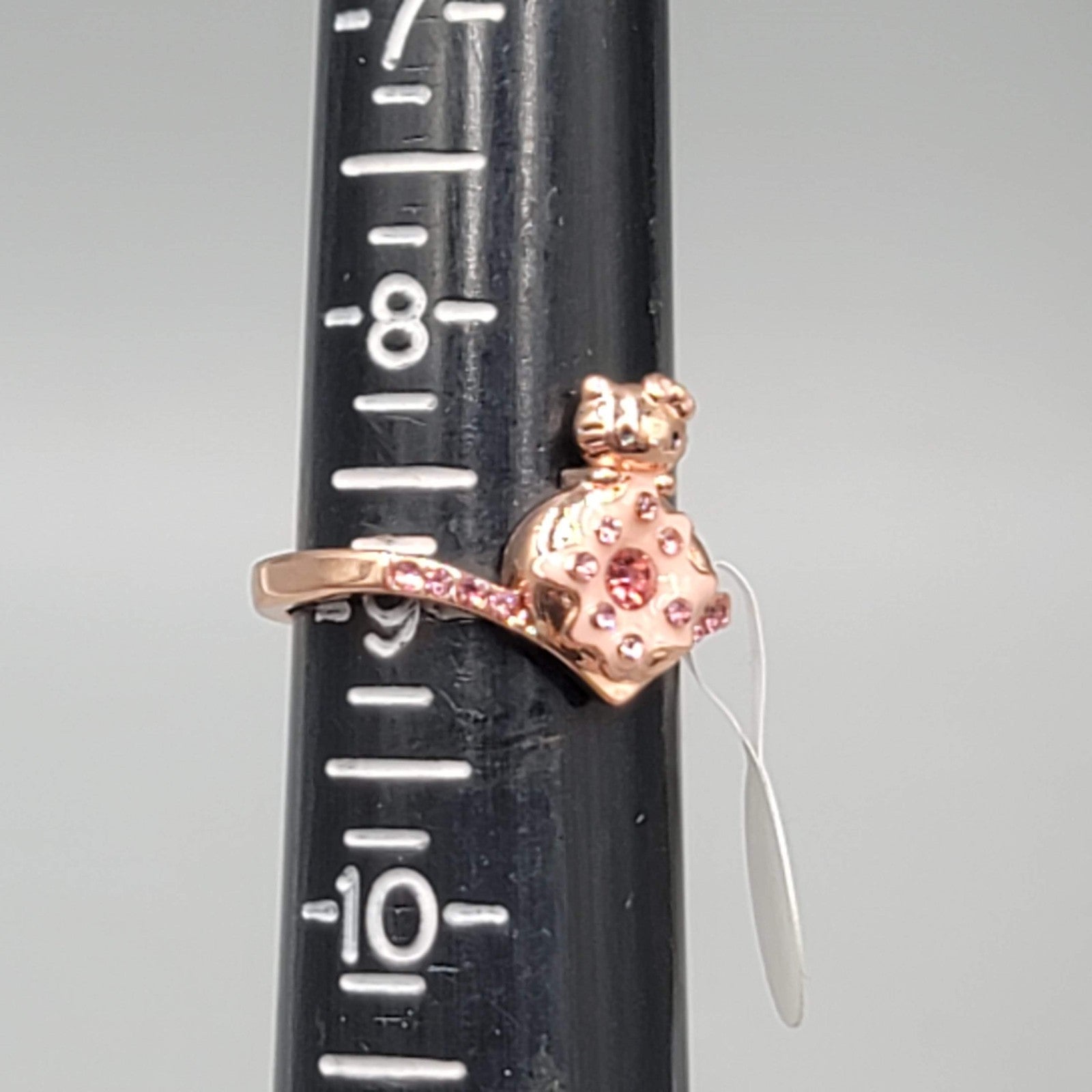Hello Kitty Fragrant Jewels Ring Size 9 Rose Gold tone Enamel Crystal Pink Donut