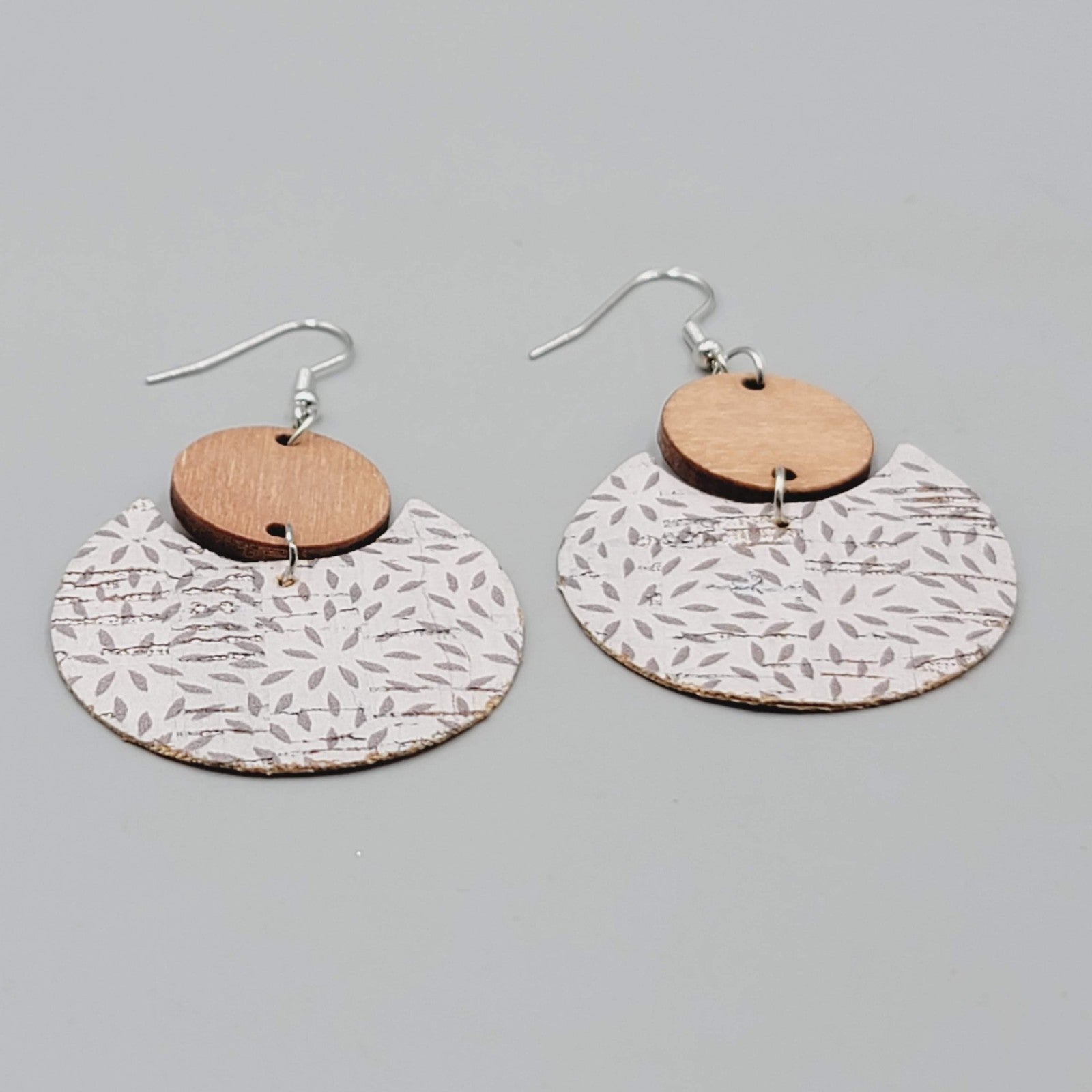 Wood Cork Dangle Pierced Earrings Lightweight Boho Leaf Print Pattern 2"