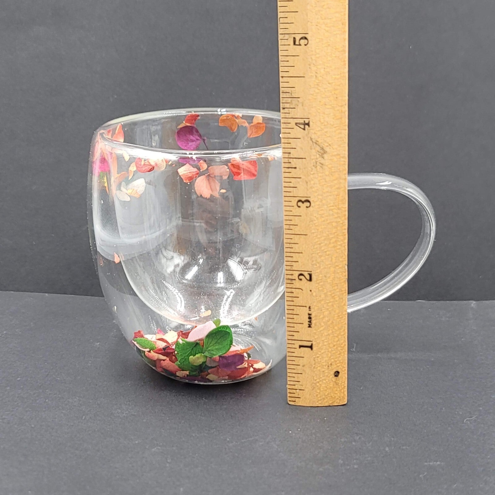 Double Wall Glass Coffee Mug with Multicolor Floating Leaves