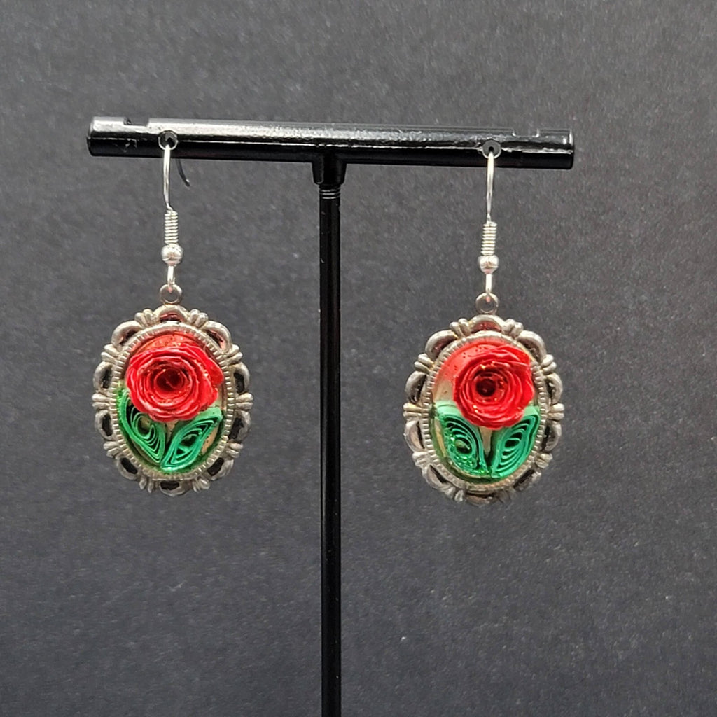 Pierced Earrings Paper Quilling Rose Flower Silver tone Dangle 1"