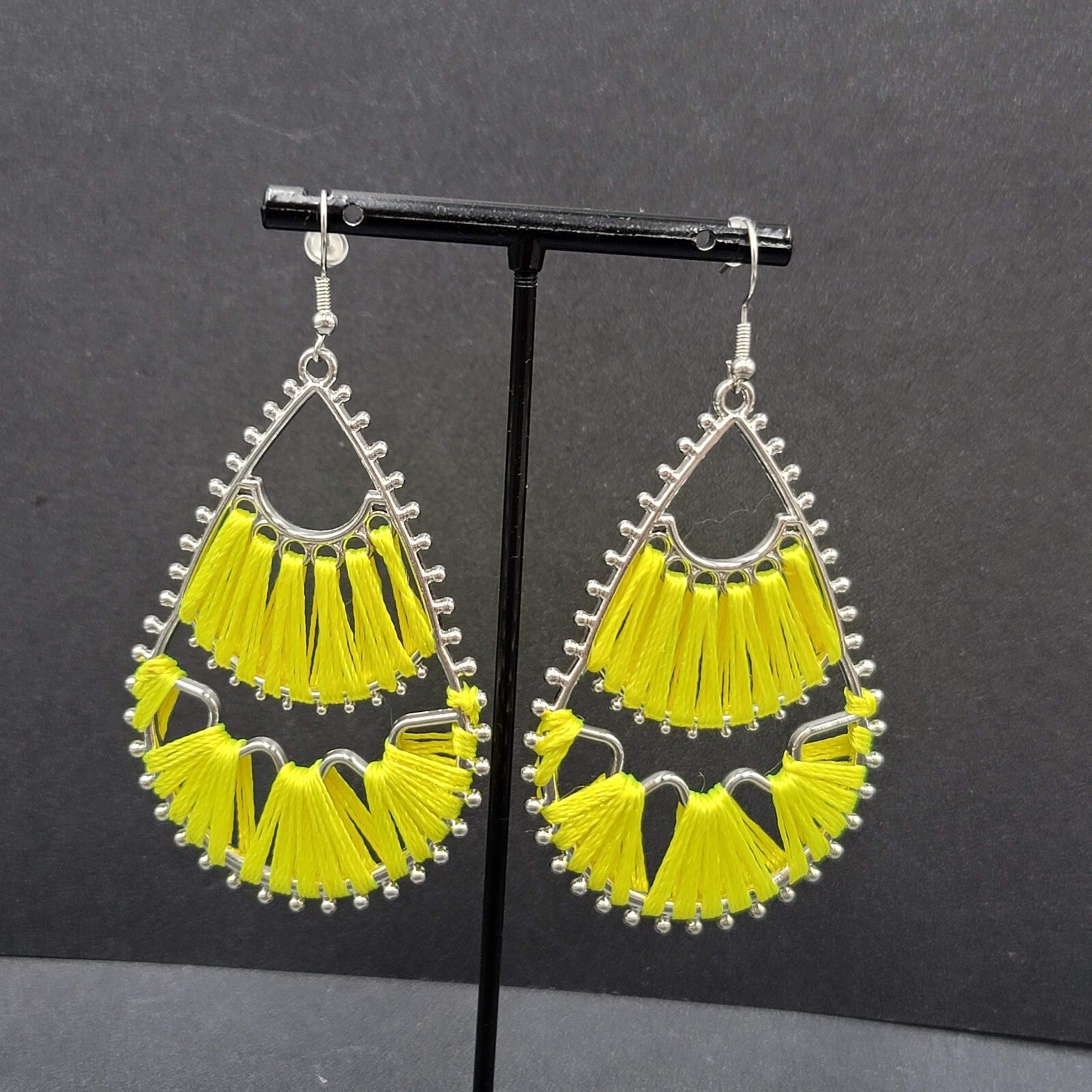 Pierced Earrings Silver tone Teardrop Yellow String Art Dangle 2.5"