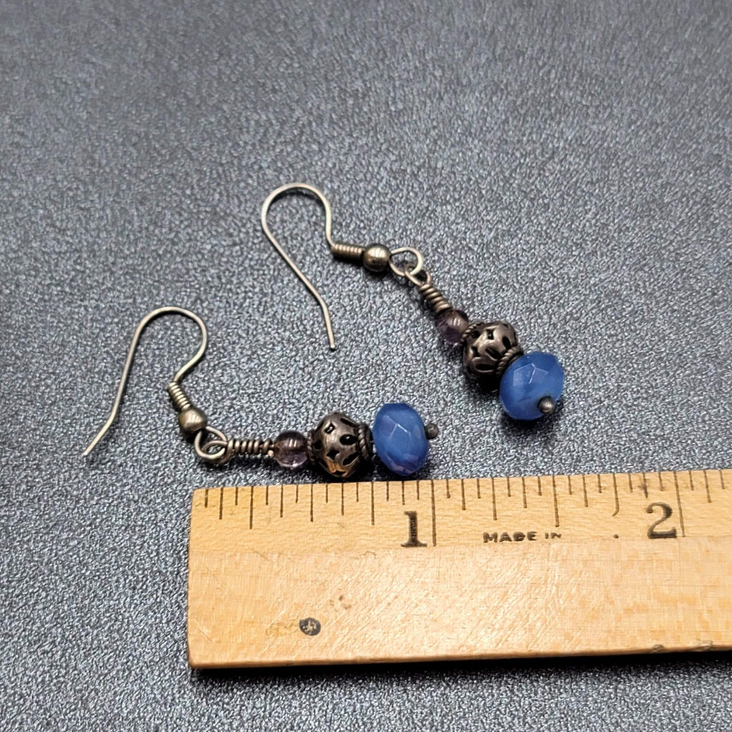 Pierced Earrings Silver tone Blue Glass Faceted Bead Dangle 1"