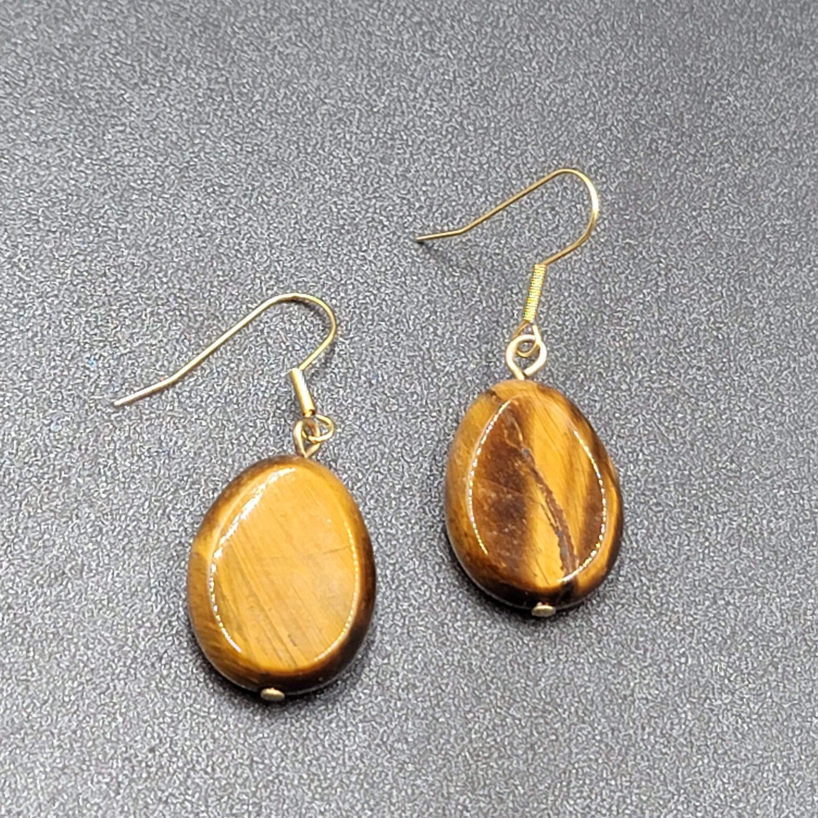 Pierced Earrings Gold tone Tigers Eye Teardrop Dangle 1 1/8"