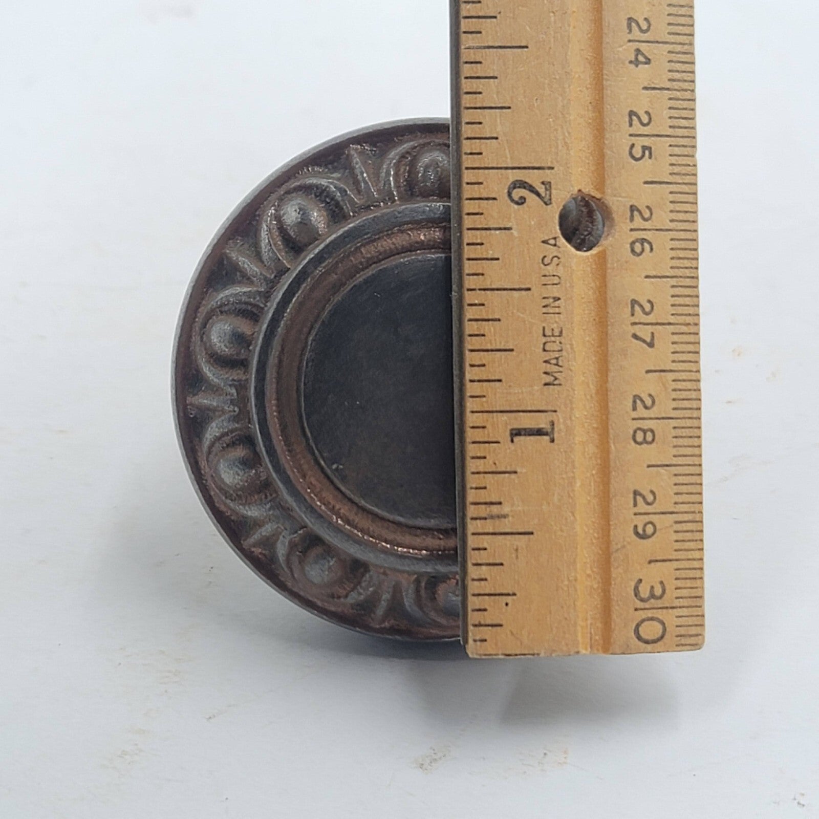 Vintage SINGLE Cast Iron Doorknob Ornate Salvage Reclaimed Door Hardware 2.25 in