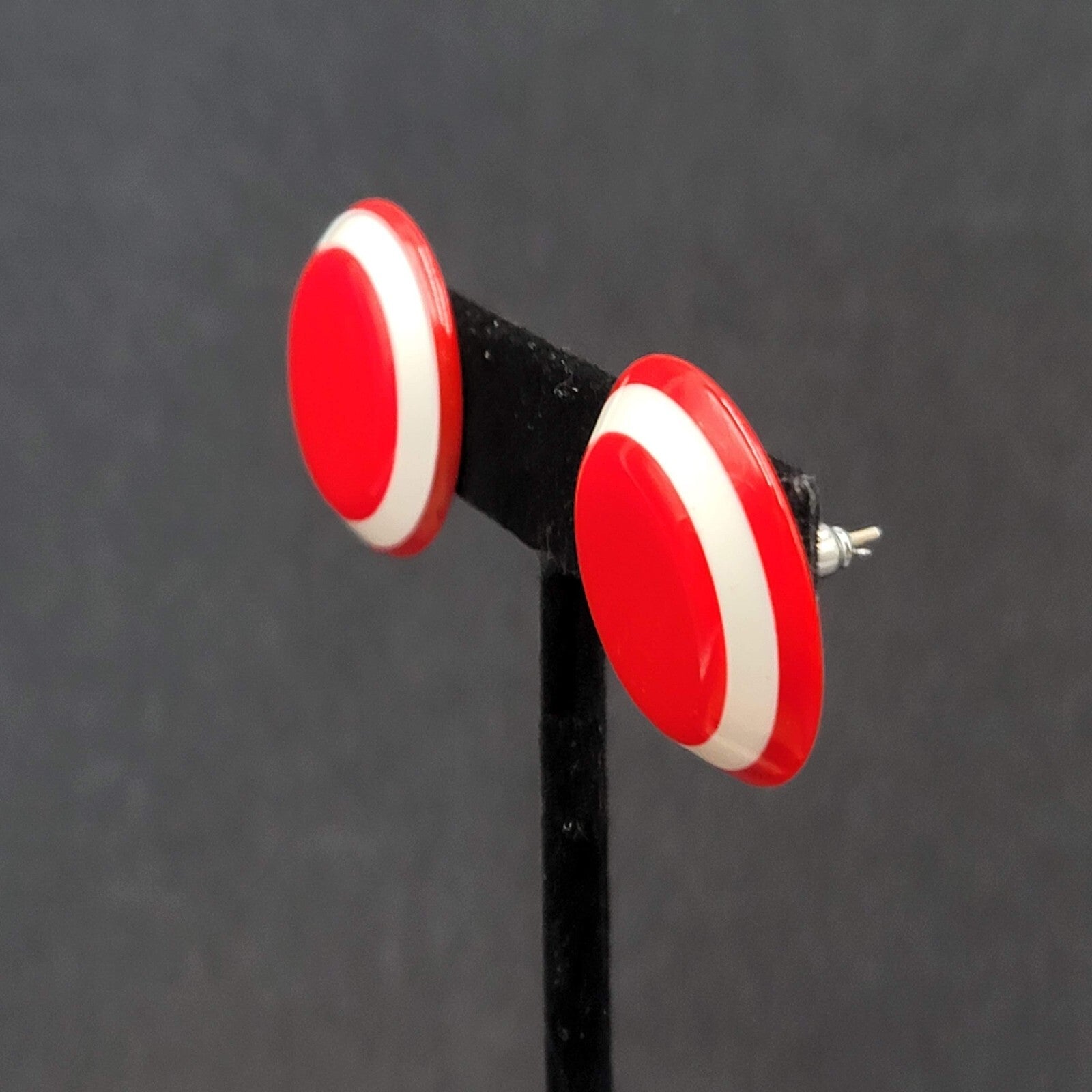 Vintage Pierced Earrings Bright Red and White Acrylic Round Studs 1"