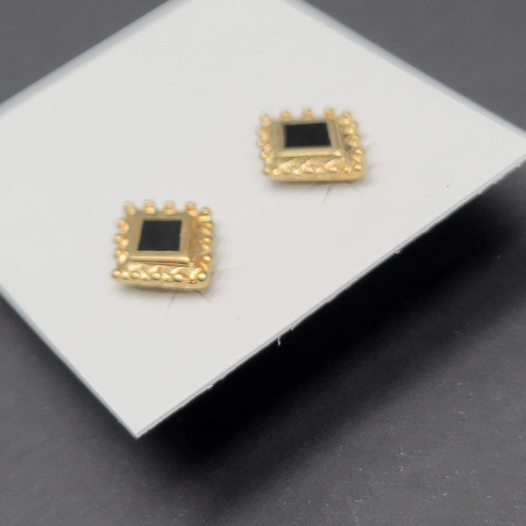 Vintage Pierced Earrings Gold tone Diamond Shape Black Onyx Studs 5/8"