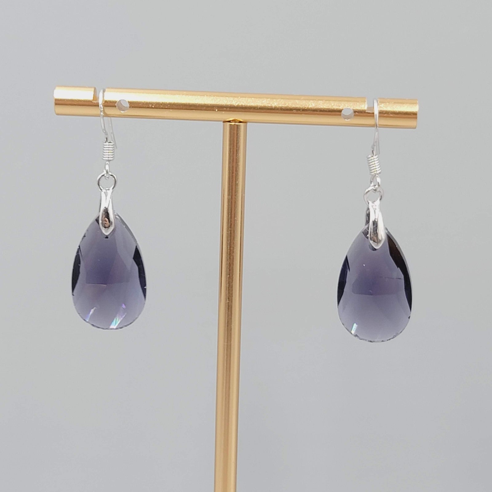 Purple Glass Teardrop Bead Pierced Earrings Silver tone Dangle 1"
