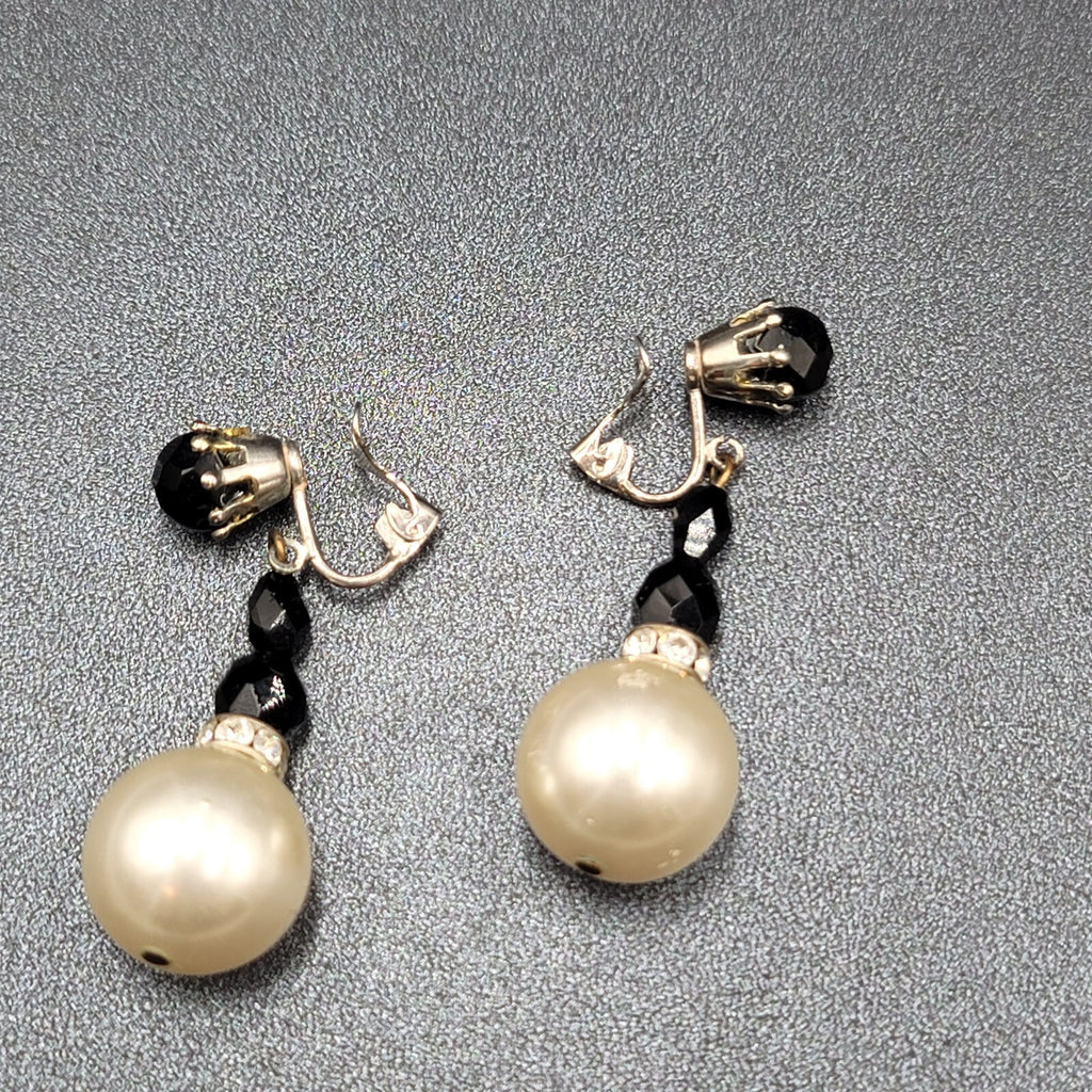 Vintage Clip on Earrings Black White Dangle Beads 1.5"