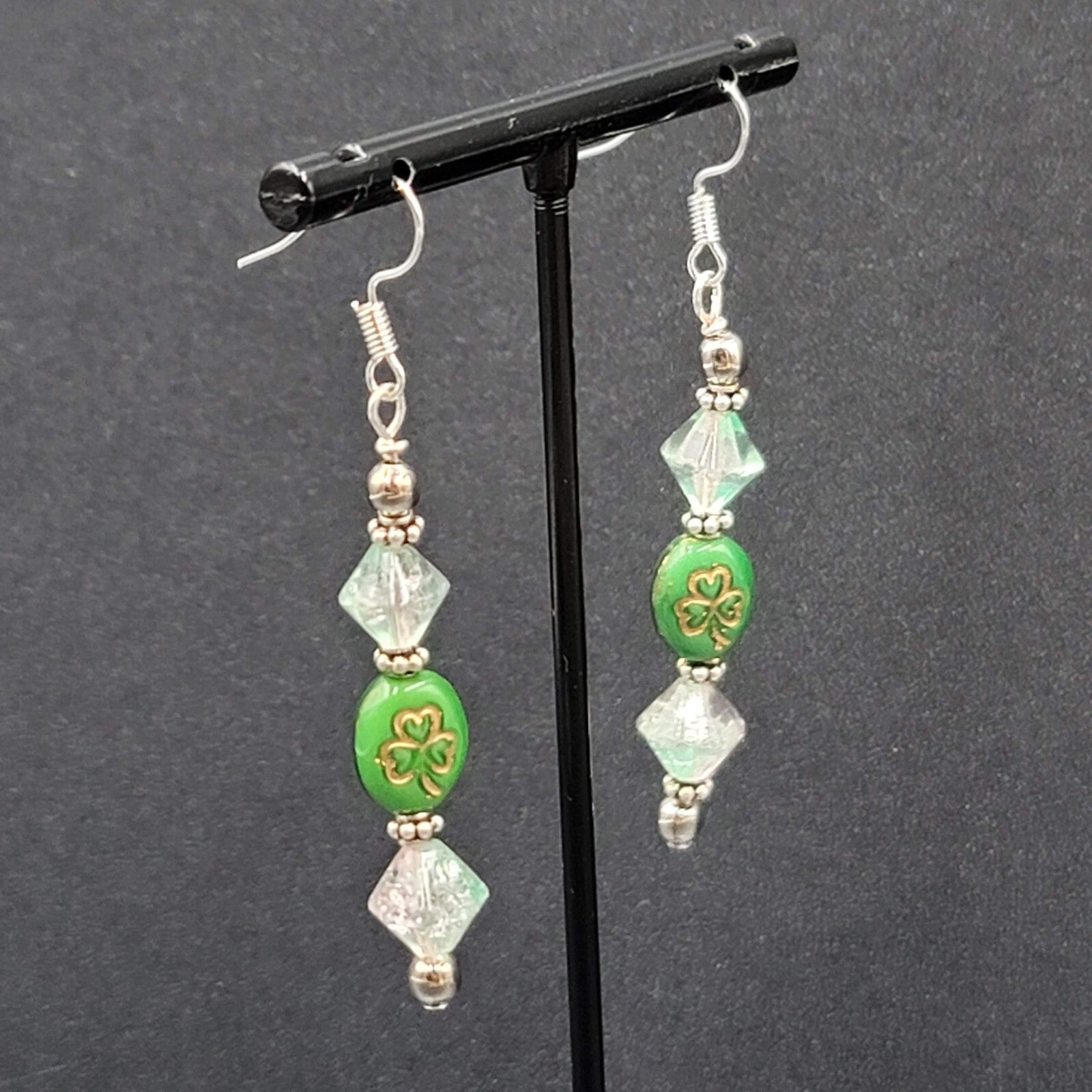 Beaded Pierced Earrings Dangle Silver tone Hook Green Bead Shamrock