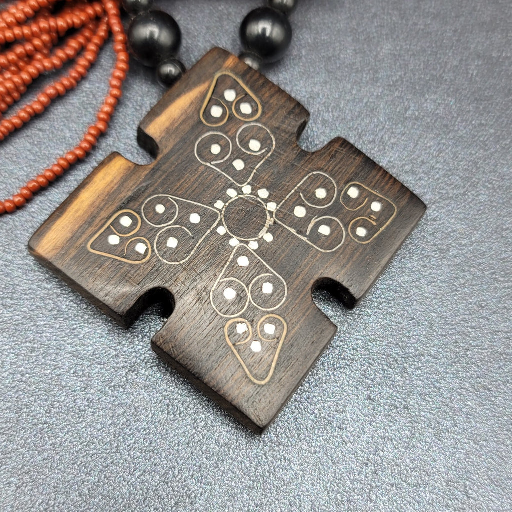 Artisan Boho Necklace Dark Red Seed Bead Wood Inlay Pendant Ethnic 18"