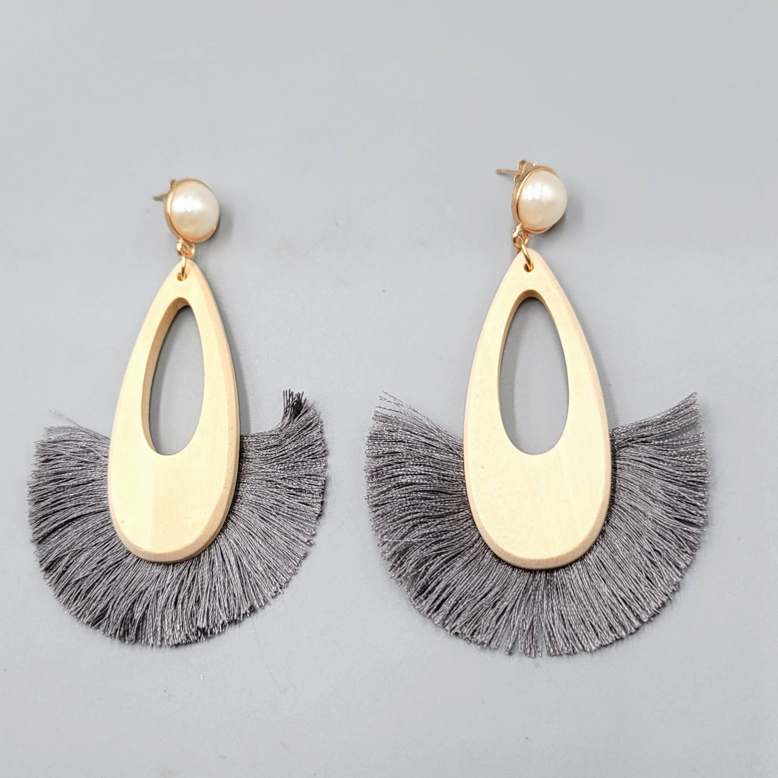 Statement Dangle Earrings Gold Tone Teardrop Faux Pearl Gray Fringe Boho (BC2)