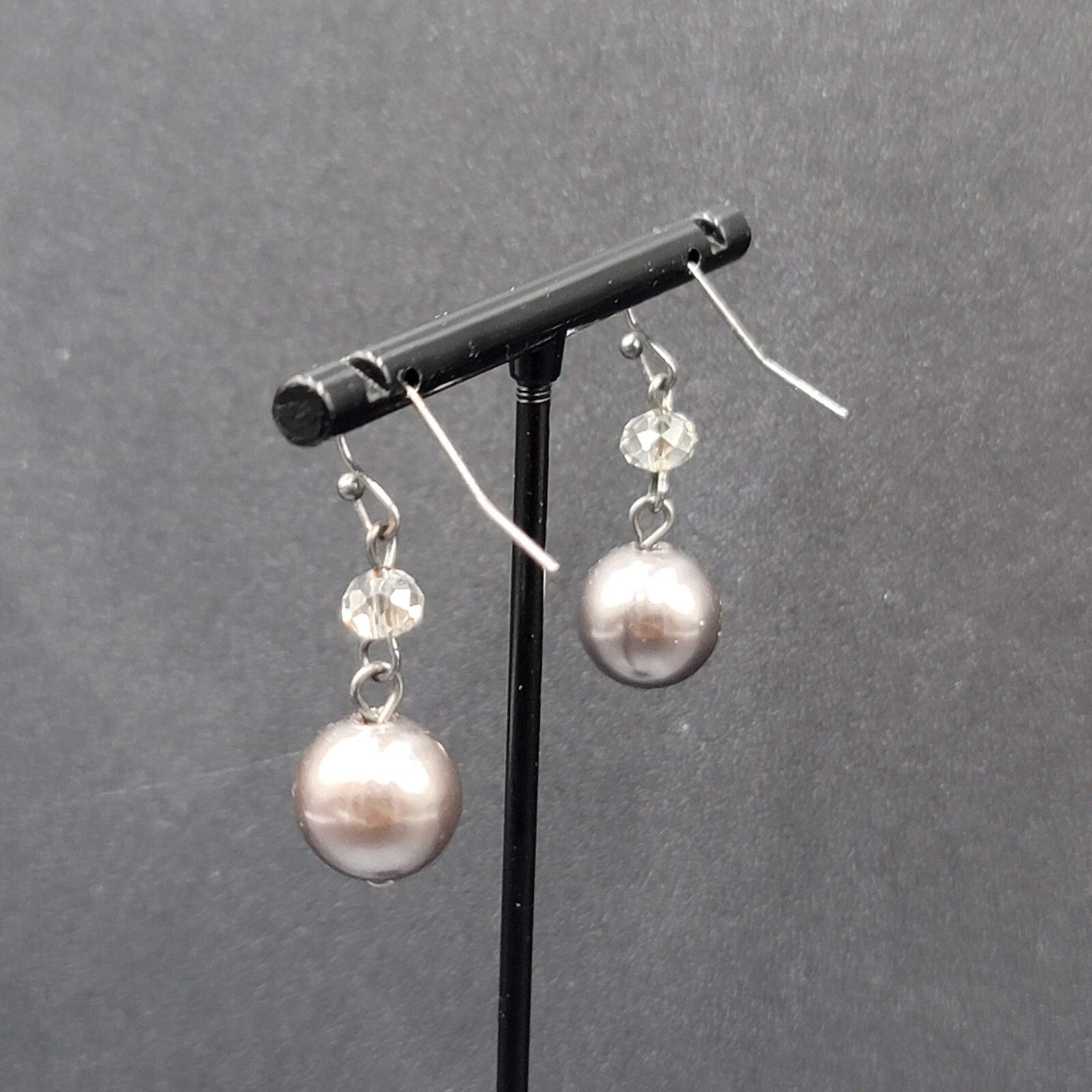 Pierced Earrings Silver tone Dark Gray Bead Dangle  1"