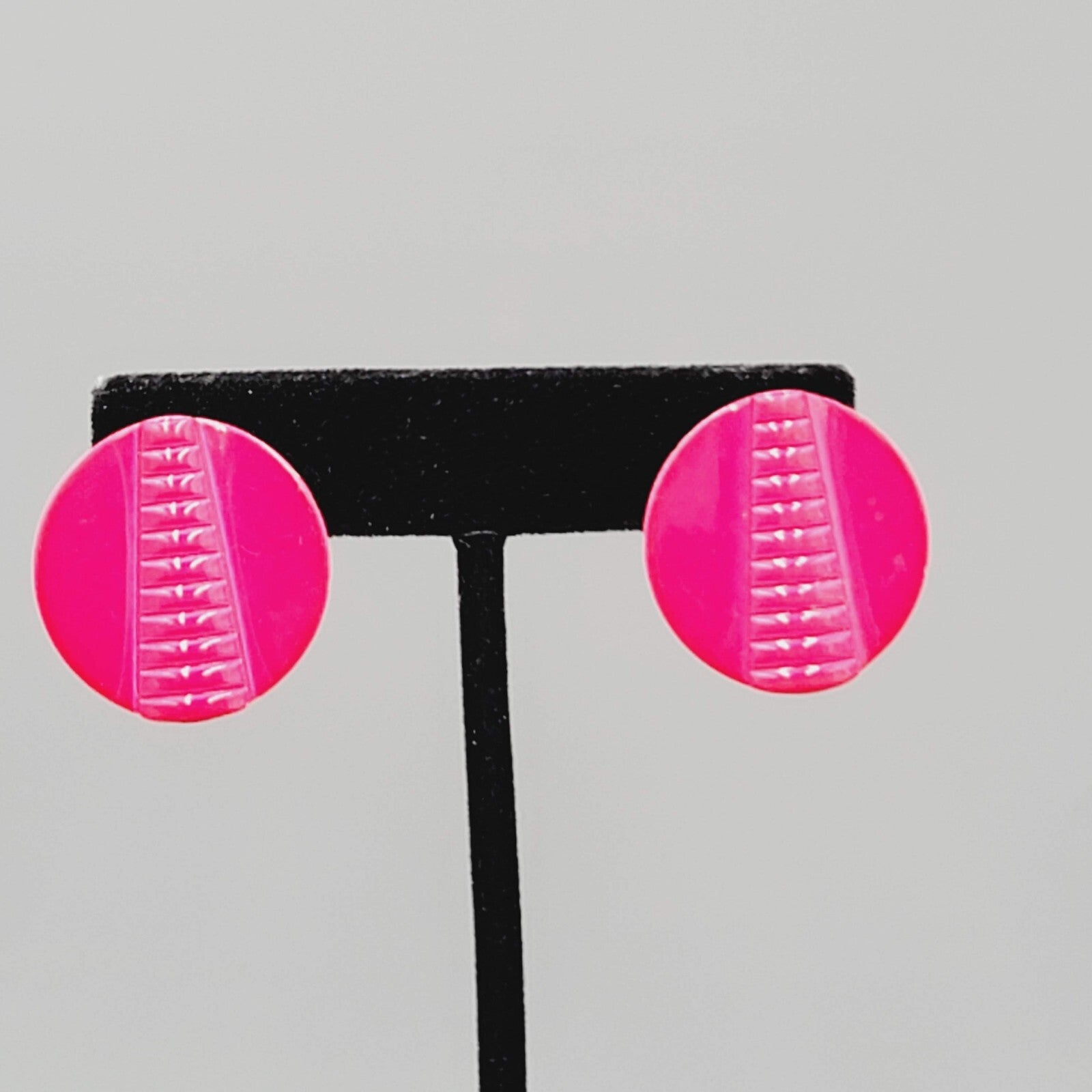 Vintage Hot Pink Enamel Pierced Earrings Embossed Round Drop 1"
