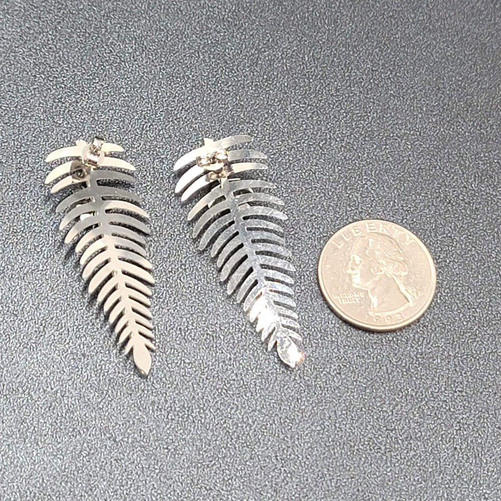 Pierced Earrings Long Silver tone Leaf Flower Drop 2"