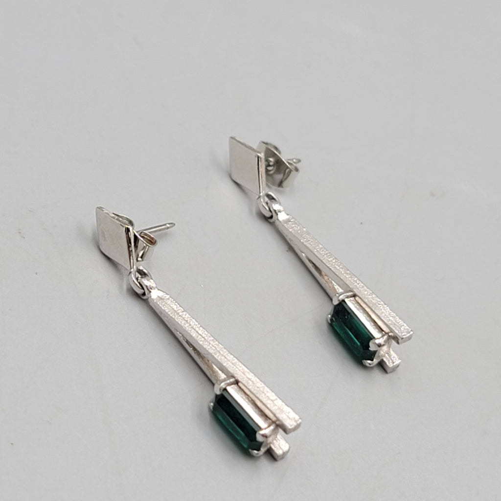 Vintage Avon Pierced Earrings Green Stone Silver tone Dangle  1.5 in