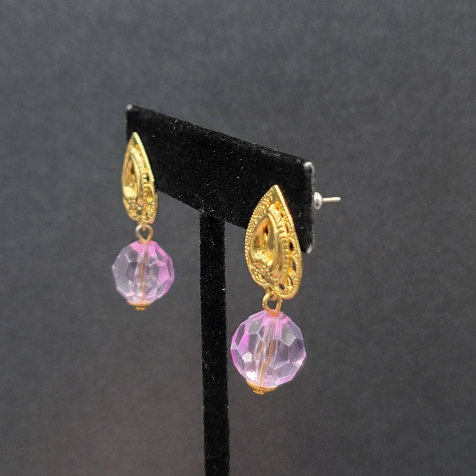 Pierced Earrings Gold tone Purple Plastic Bead Dangle 1.25"