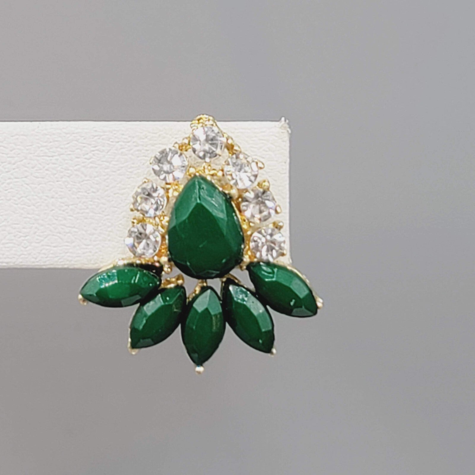 Pierced Earrings Gold tone Green Accent Statement Drop 1"