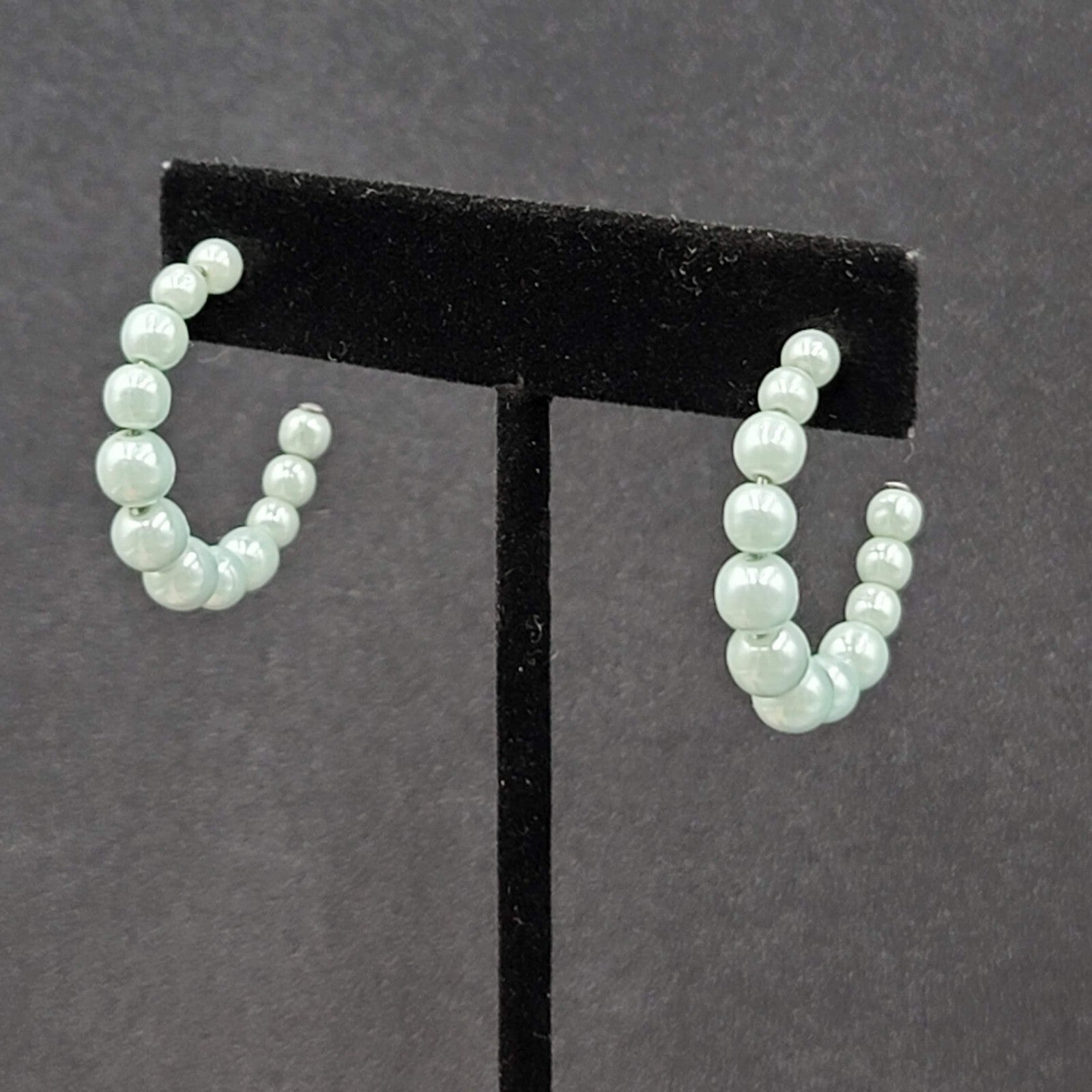 Vintage Pierced Earrings Baby Blue Graduated Beaded Hoops 1"