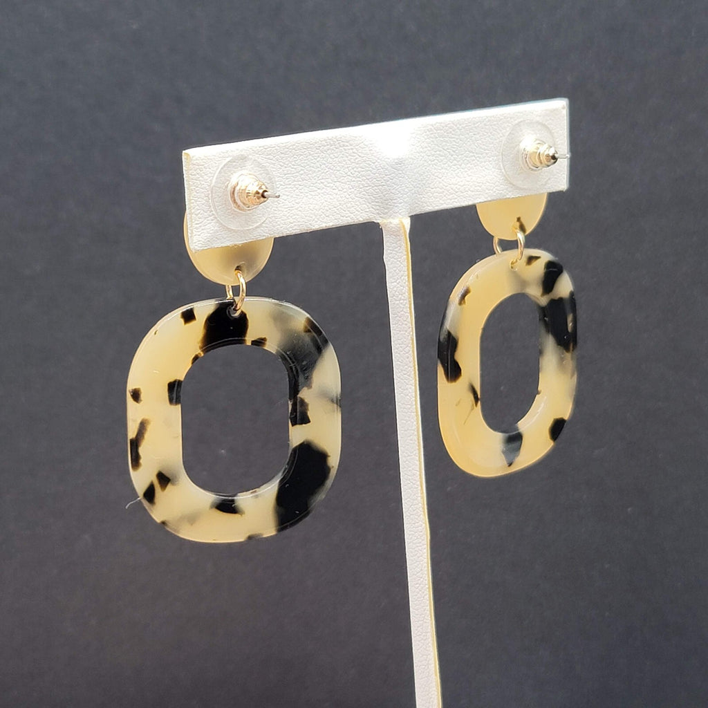 Pierced Earrings Brown Tan Speckle Dangle Hoops Statement 2"