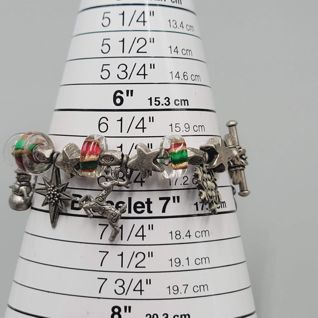 Christmas Charm Bracelet Gray Metal Toggle Closure Red Green Glass Beads 6.5"