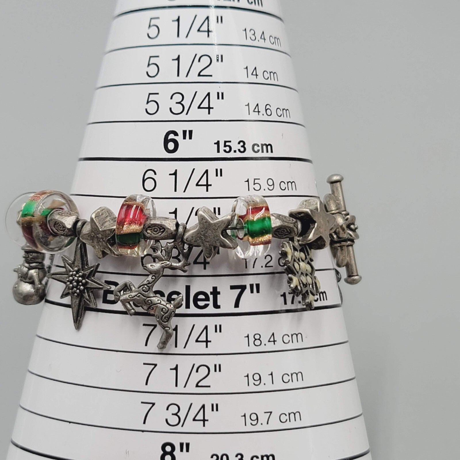 Christmas Charm Bracelet Gray Metal Toggle Closure Red Green Glass Beads 6.5"