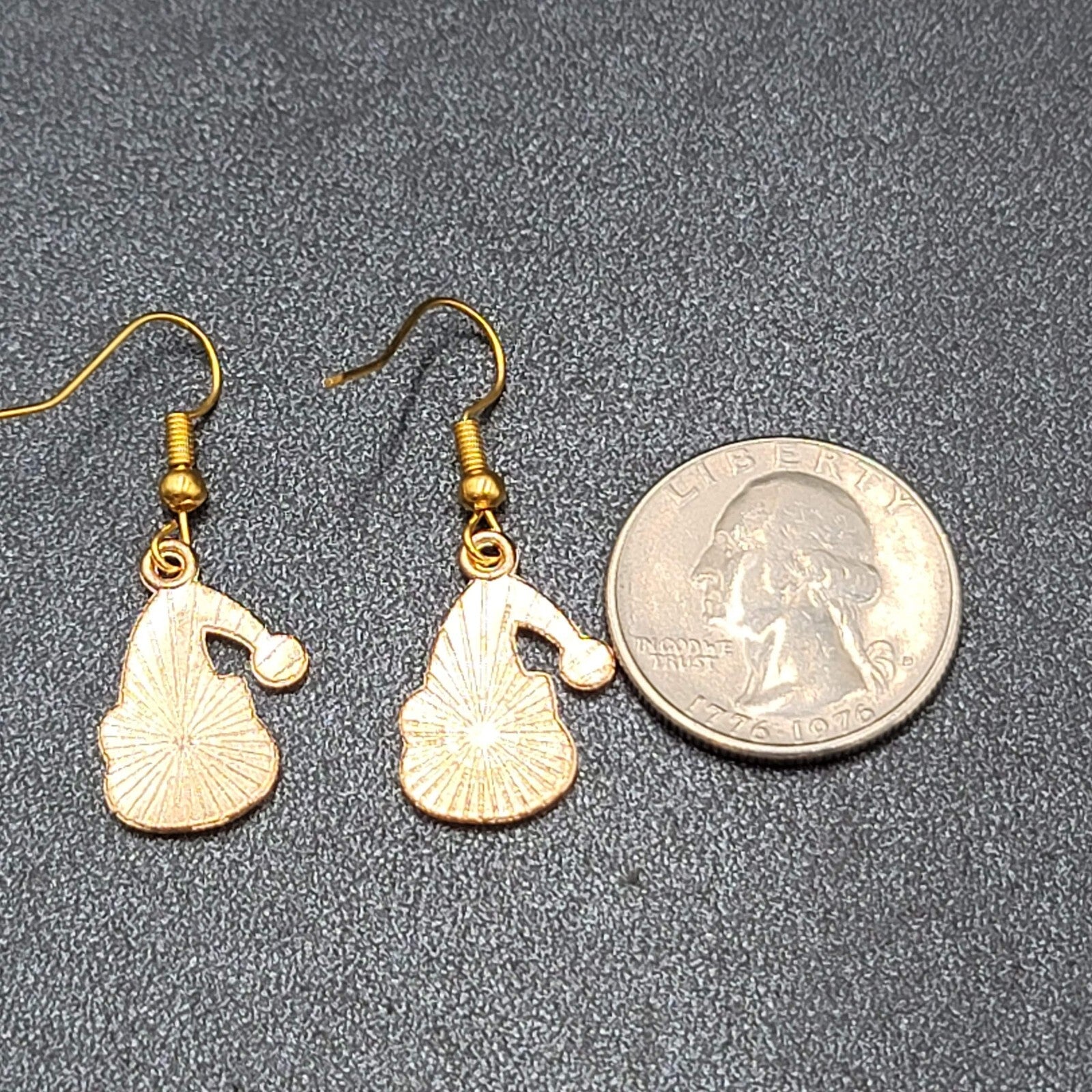 Christmas Kitty Cat Red Cap Pierced Earrings Gold tone Enamel Dangle 7/8"