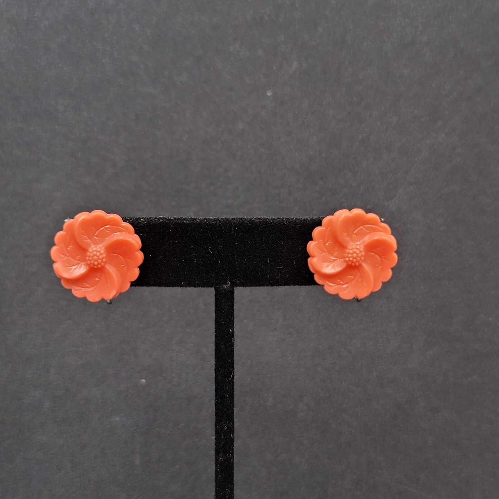 Vintage Clip on Earrings Coral Pink Plastic Flower Studs Screw Back 3/4"