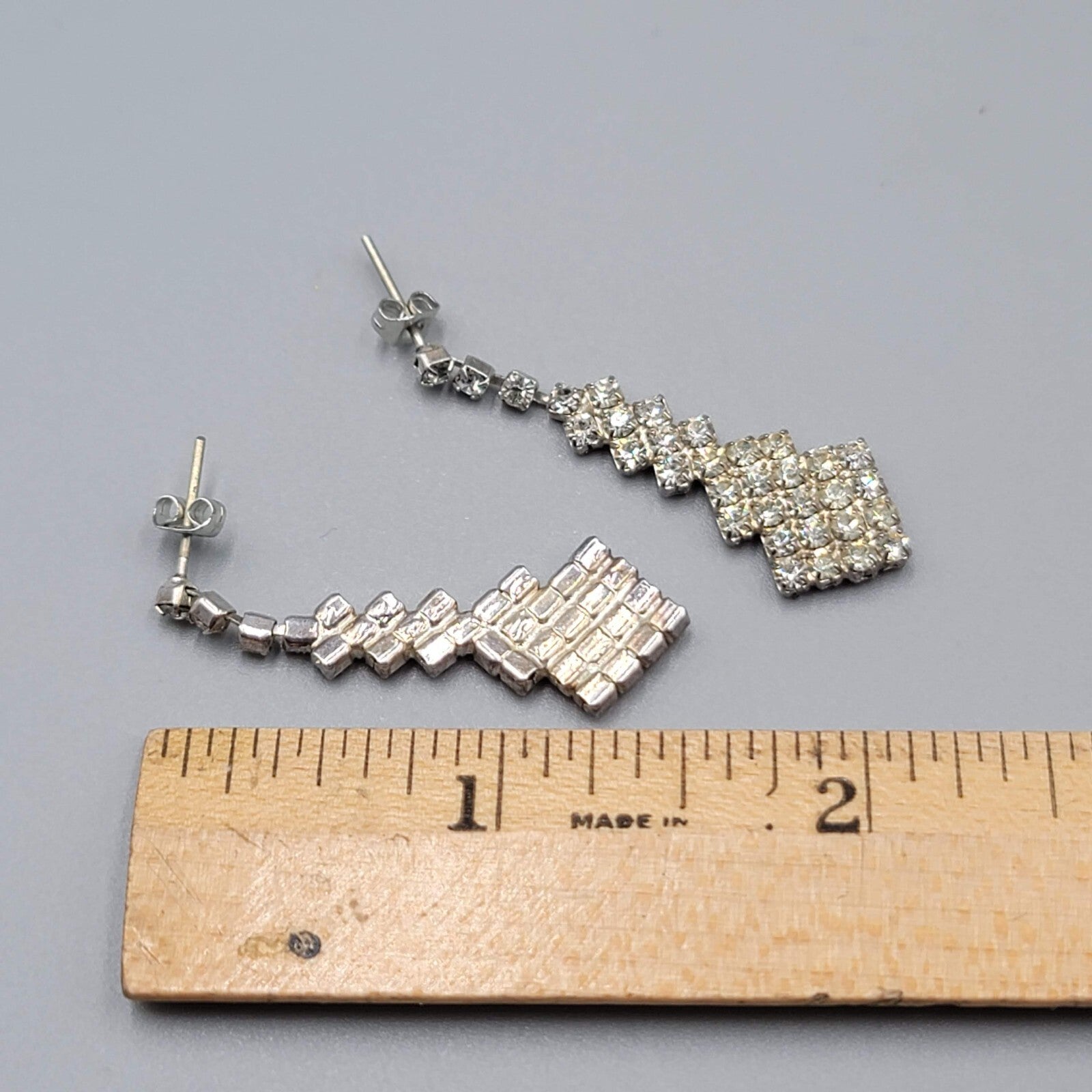 Vintage Pierced Earrings Silver tone Graduated Rhinestone Dangle 1.5"
