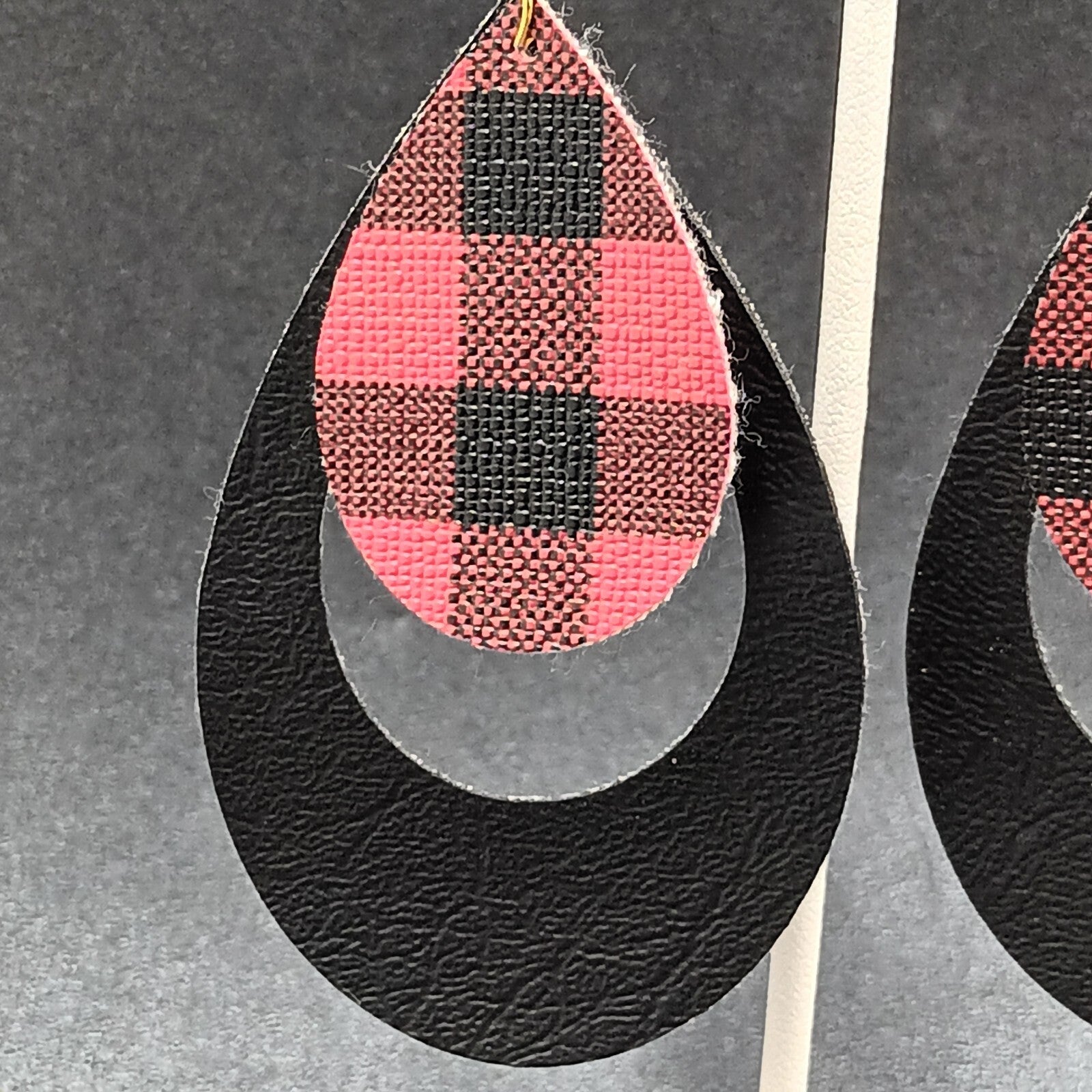Pierced Earrings Red Black Plaid Faux Leather Teardrop Dangle 3 1/8"