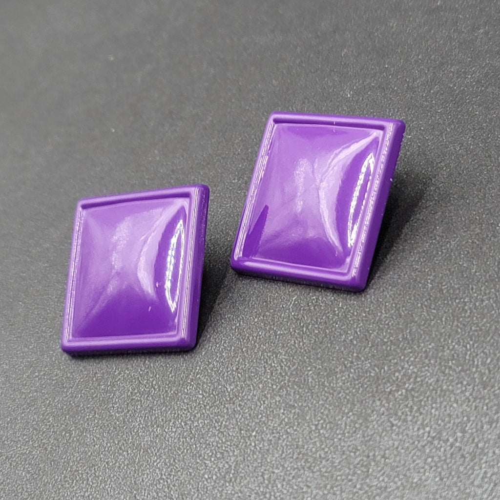 Vintage Pierced Earrings Purple Enamel Square 1"
