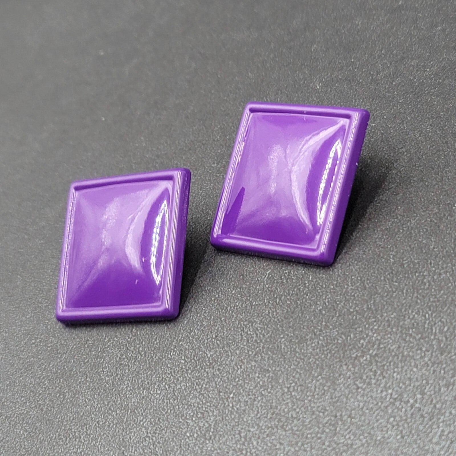 Vintage Pierced Earrings Purple Enamel Square 1"